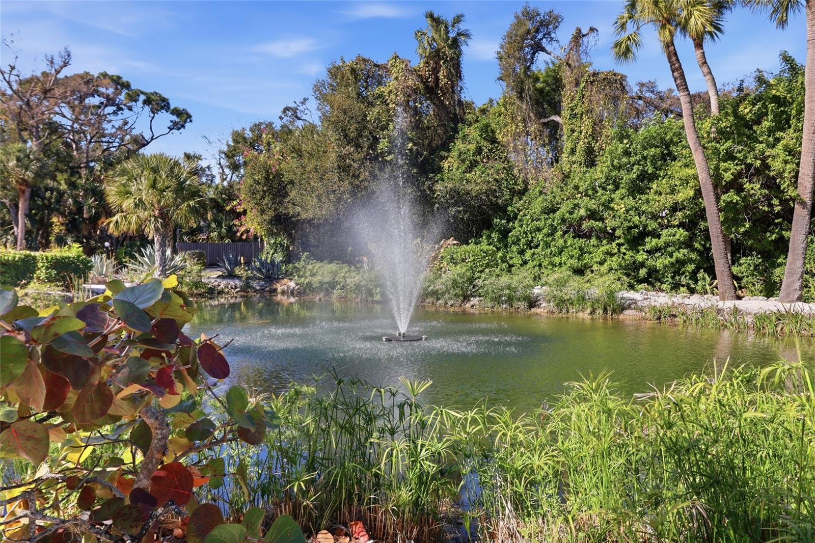 5062 VILLAGE GARDENS DR #133