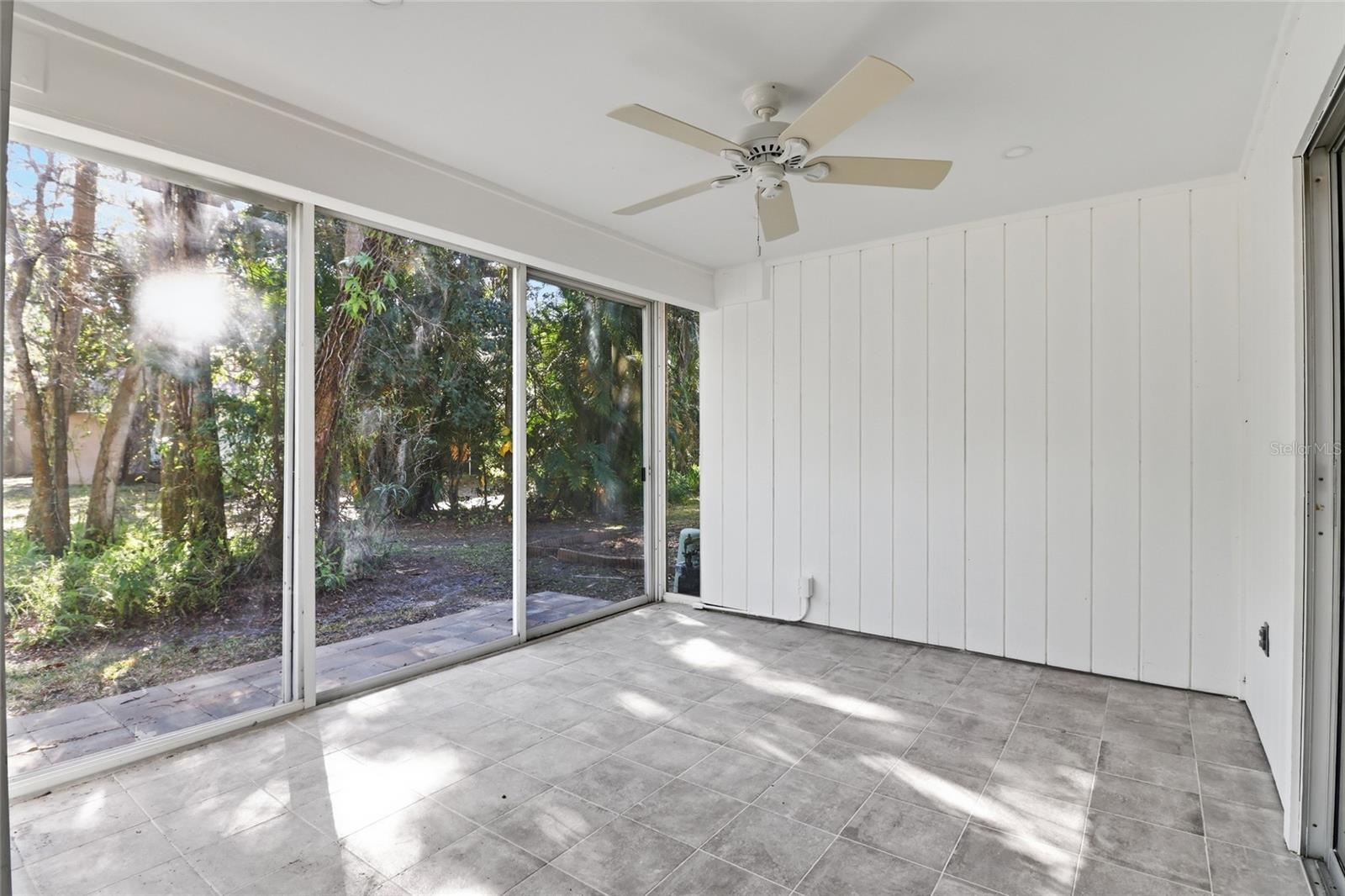 5062 VILLAGE GARDENS DR #133