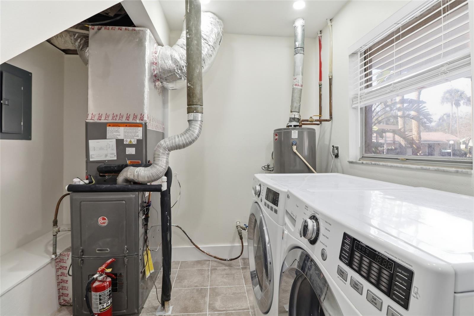 5062 VILLAGE GARDENS DR #133