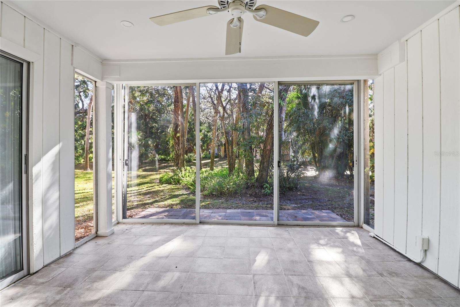 5062 VILLAGE GARDENS DR #133