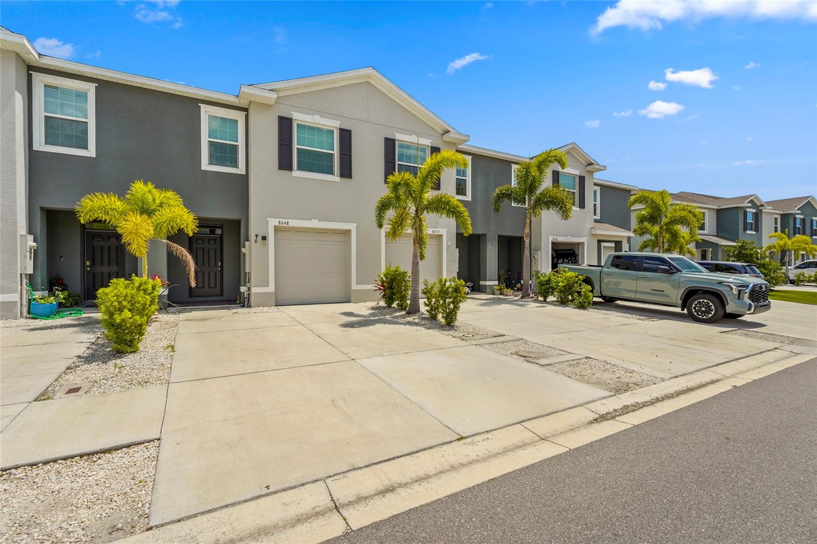 8652 MILESTONE DR