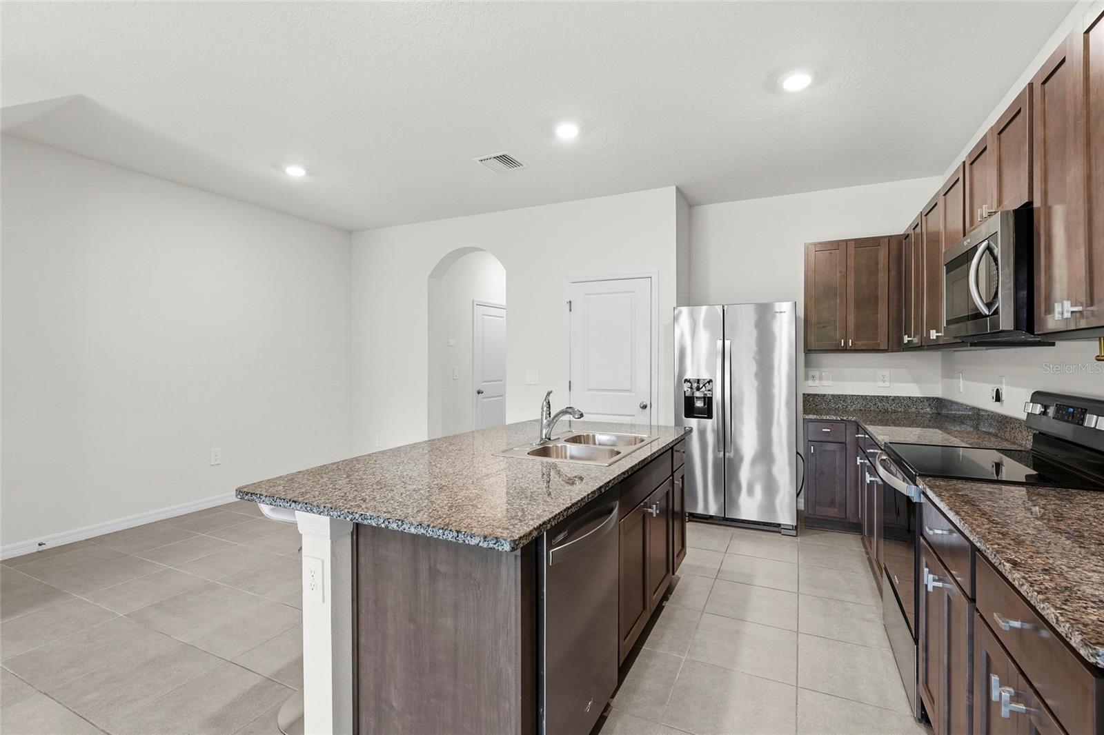 8652 MILESTONE DR