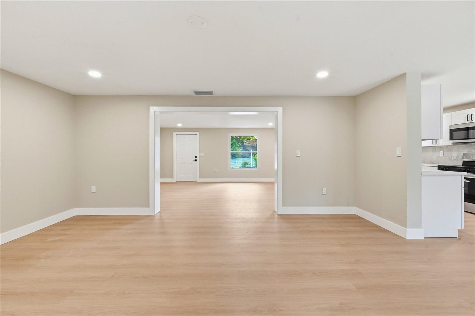 782 BIRDSONG LN