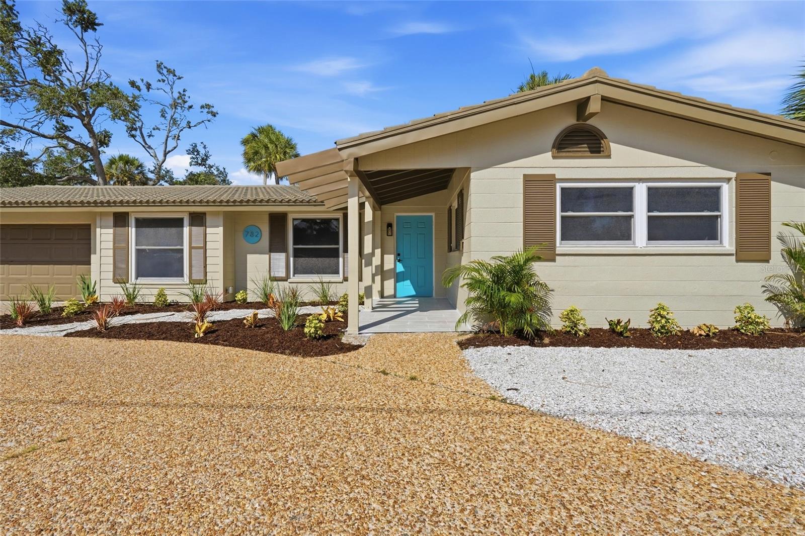782 BIRDSONG LN