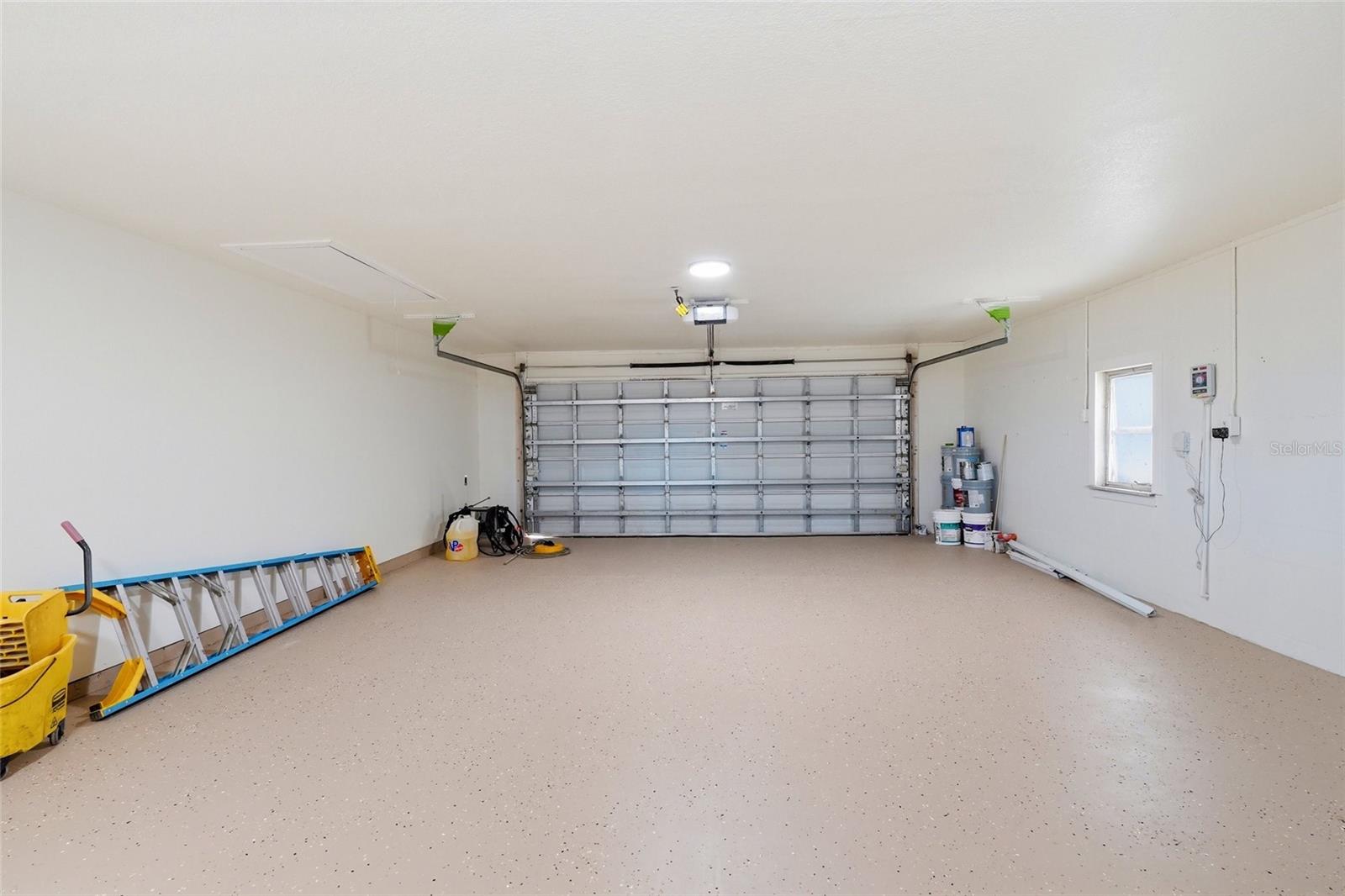 782 BIRDSONG LN