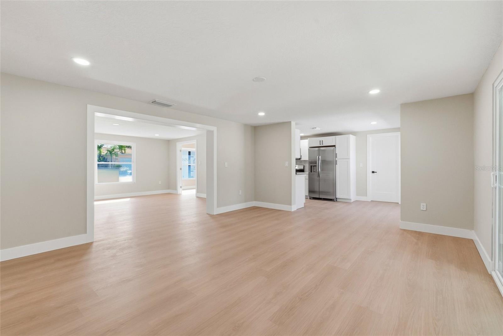 782 BIRDSONG LN