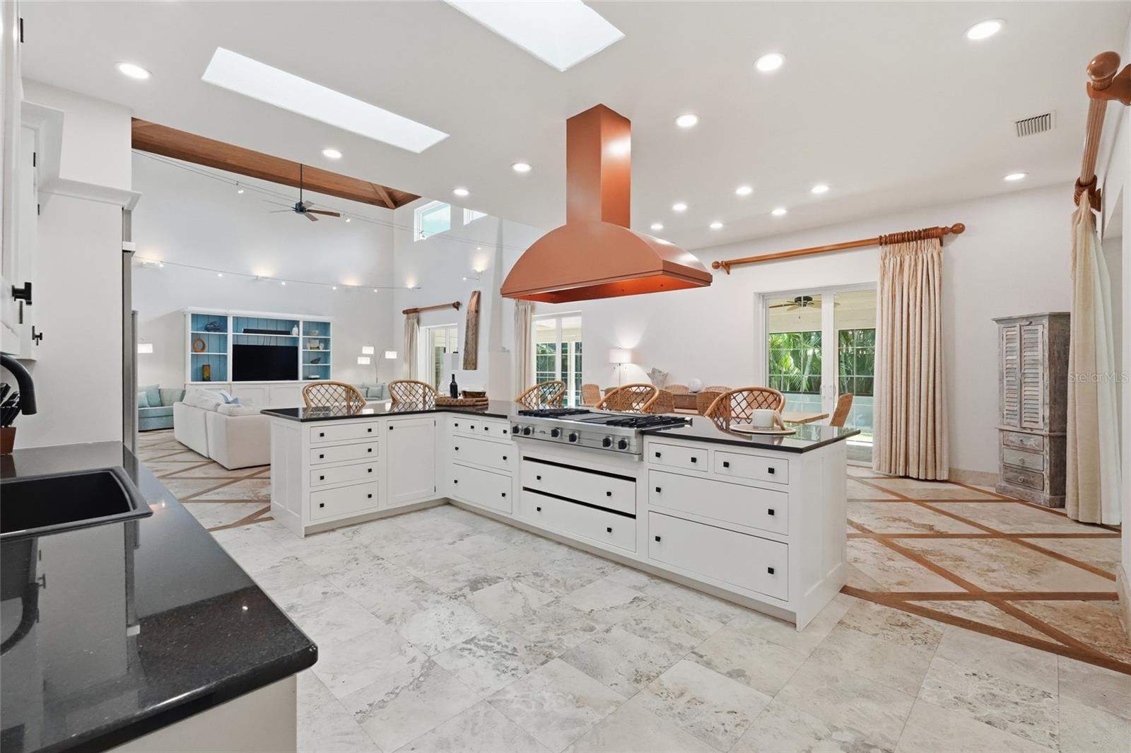 4307 CAMINO REAL