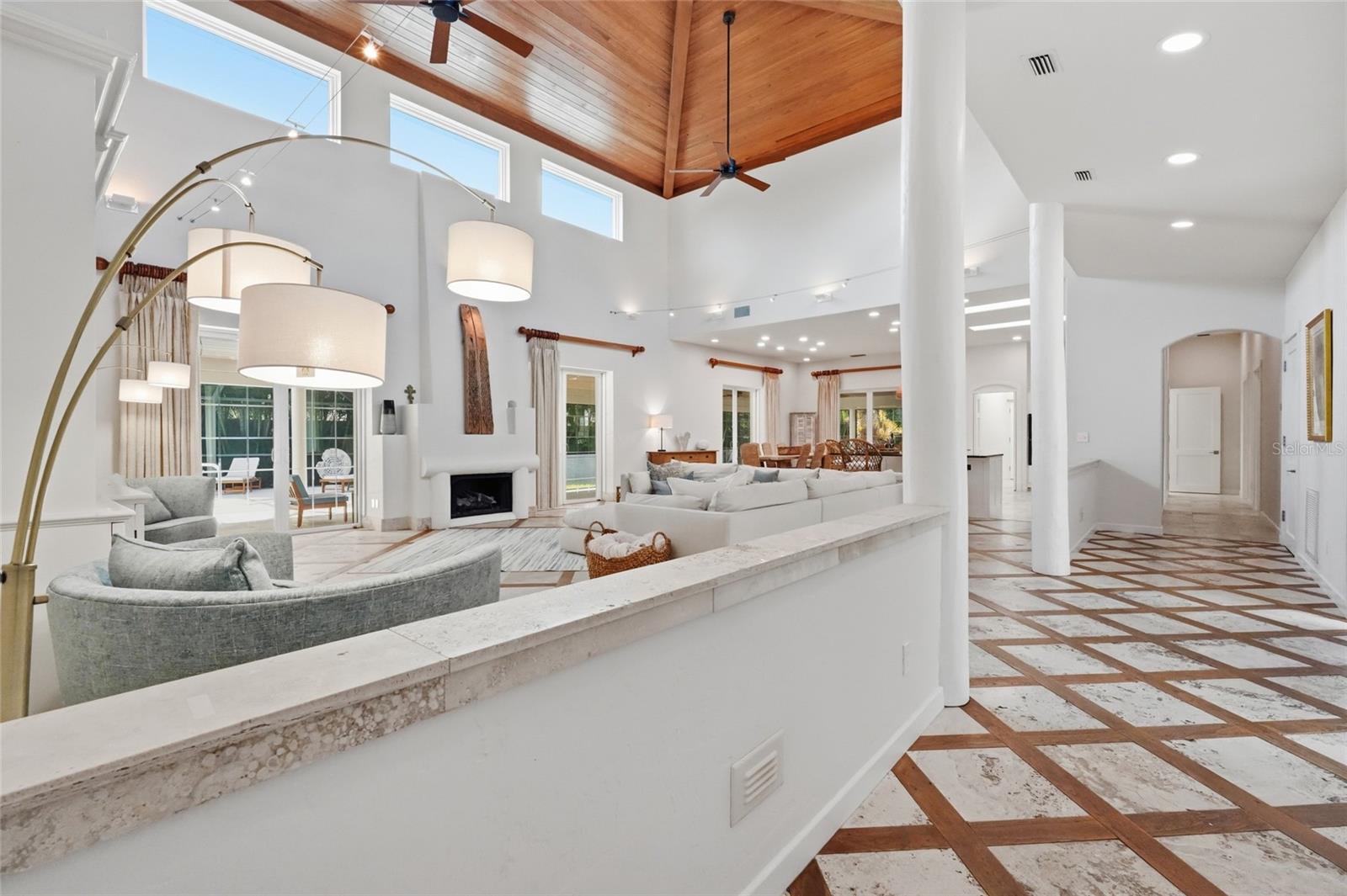4307 CAMINO REAL