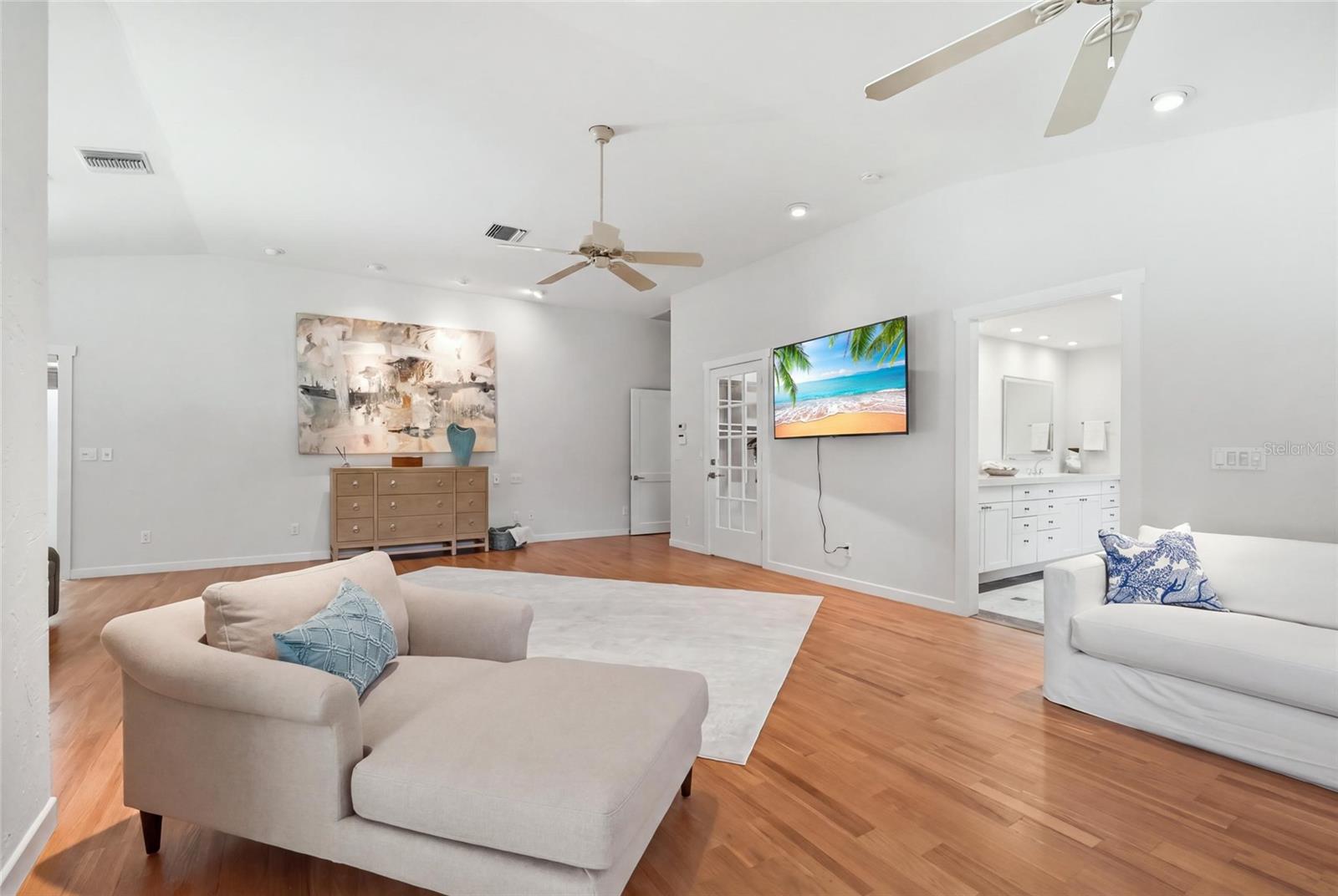 4307 CAMINO REAL