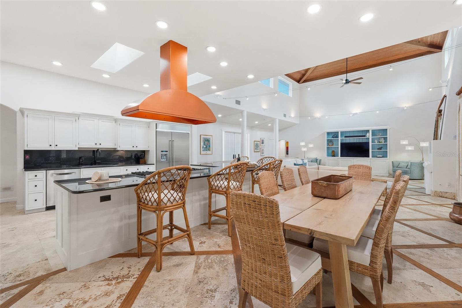 4307 CAMINO REAL