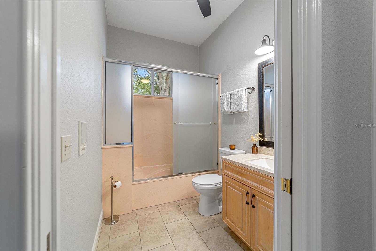 1105 SE 48TH AVE