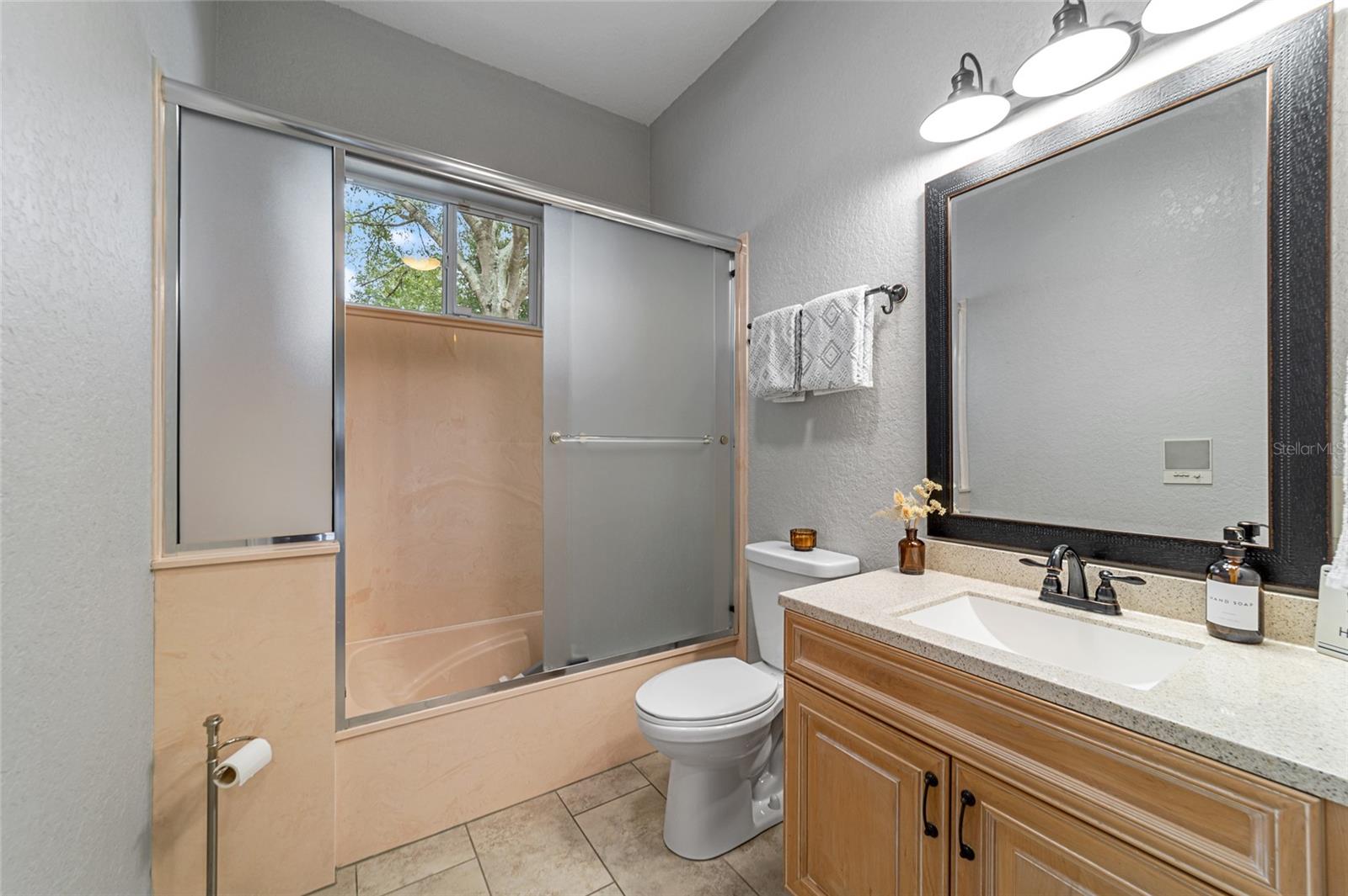 1105 SE 48TH AVE