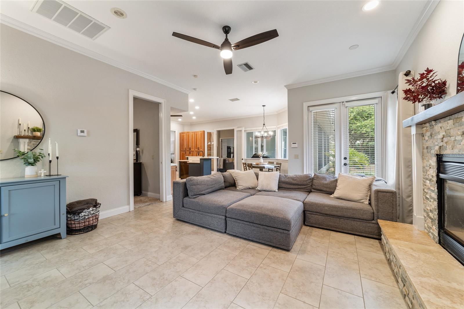 1105 SE 48TH AVE