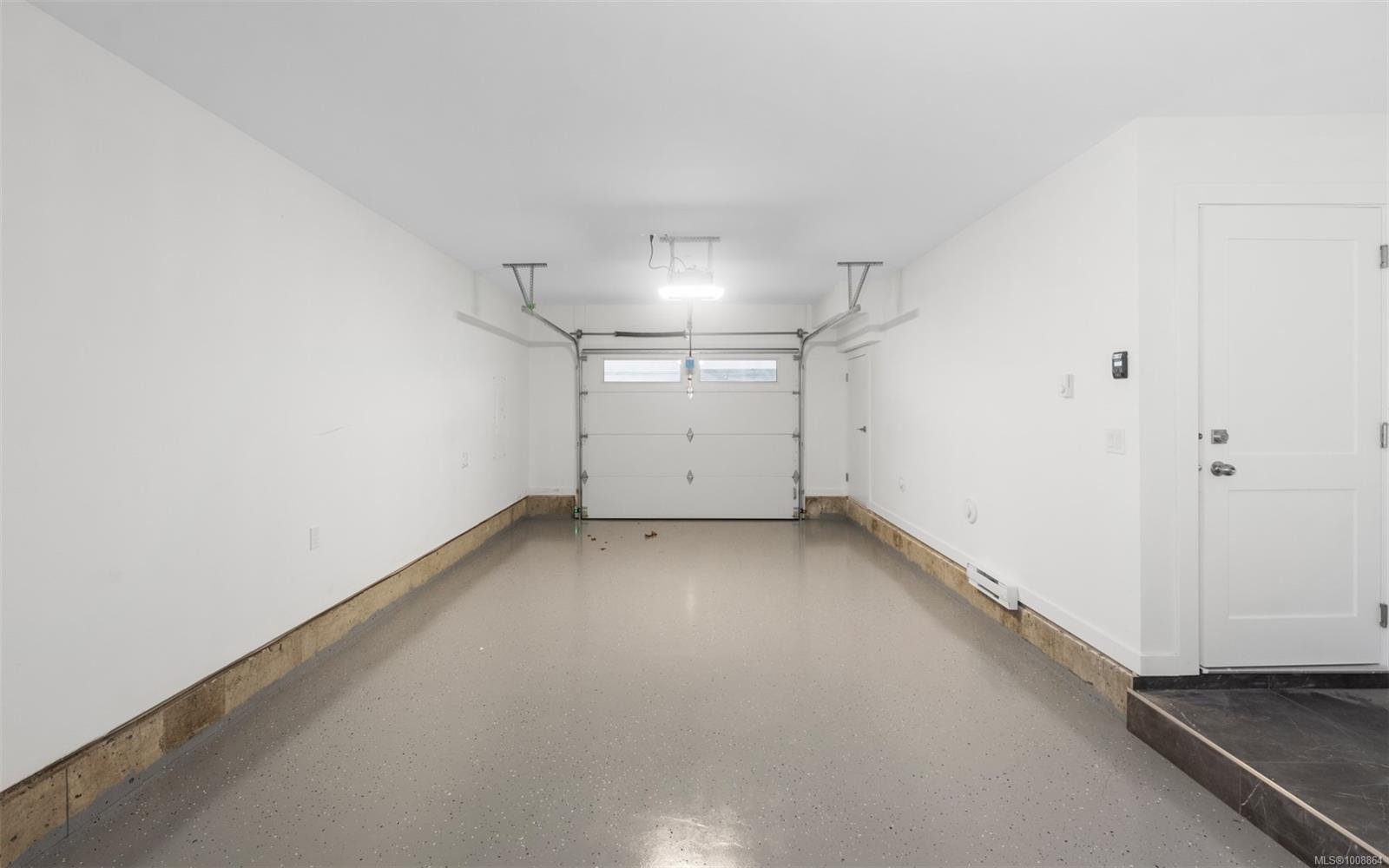 820 Dunsmuir Rd # 6