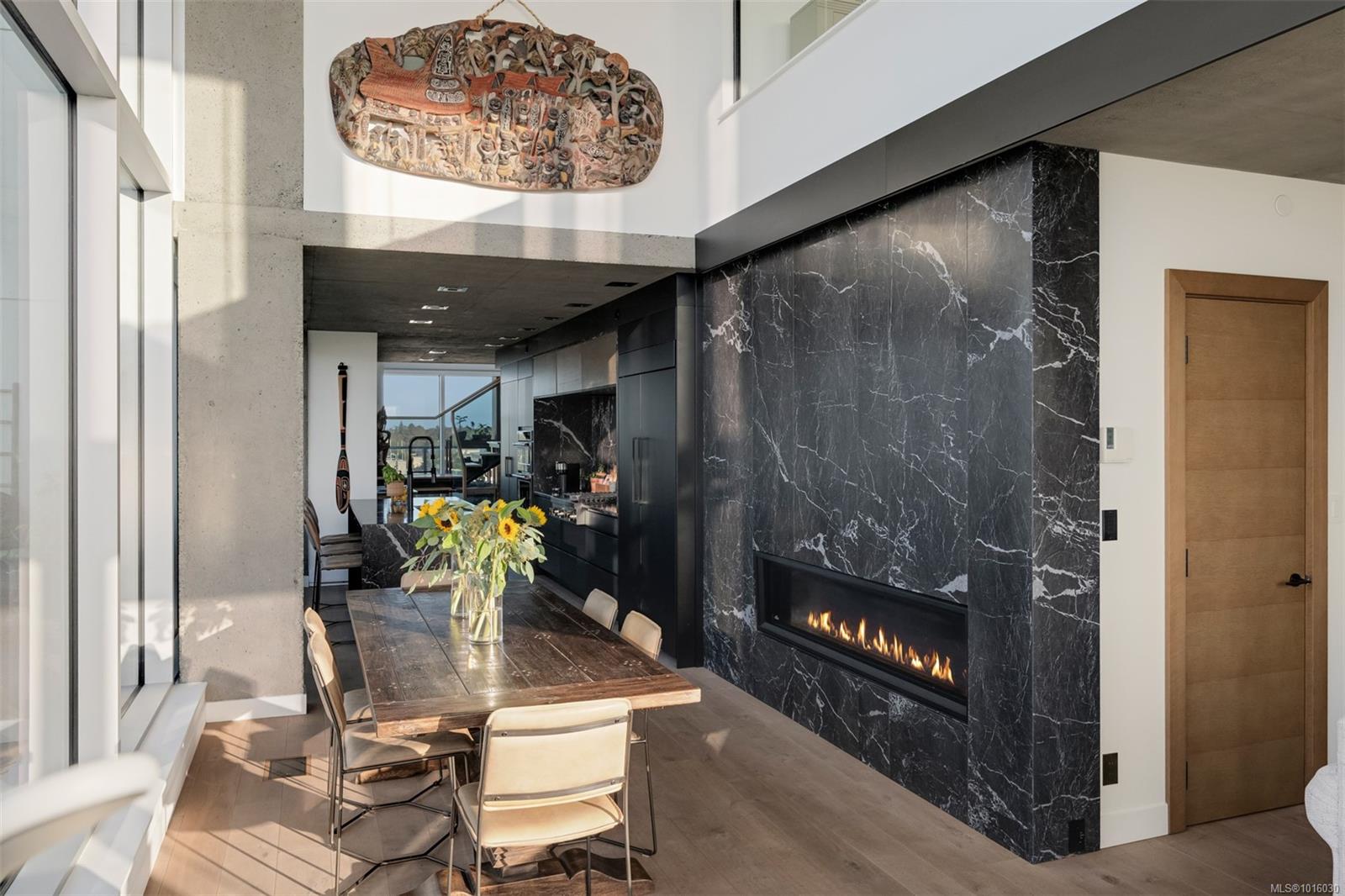 989 Johnson St # 1702