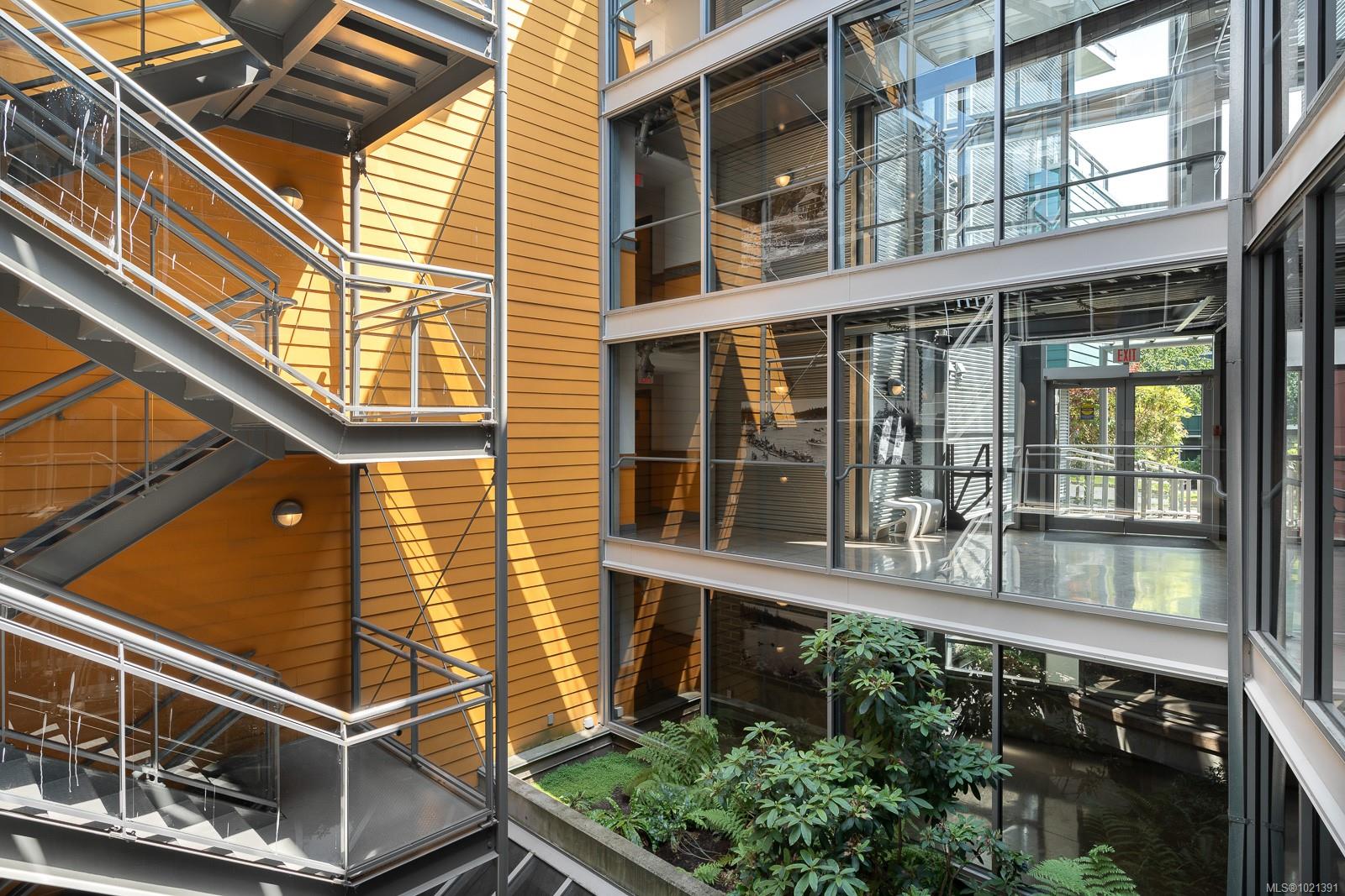 90 Regatta Landing # 417