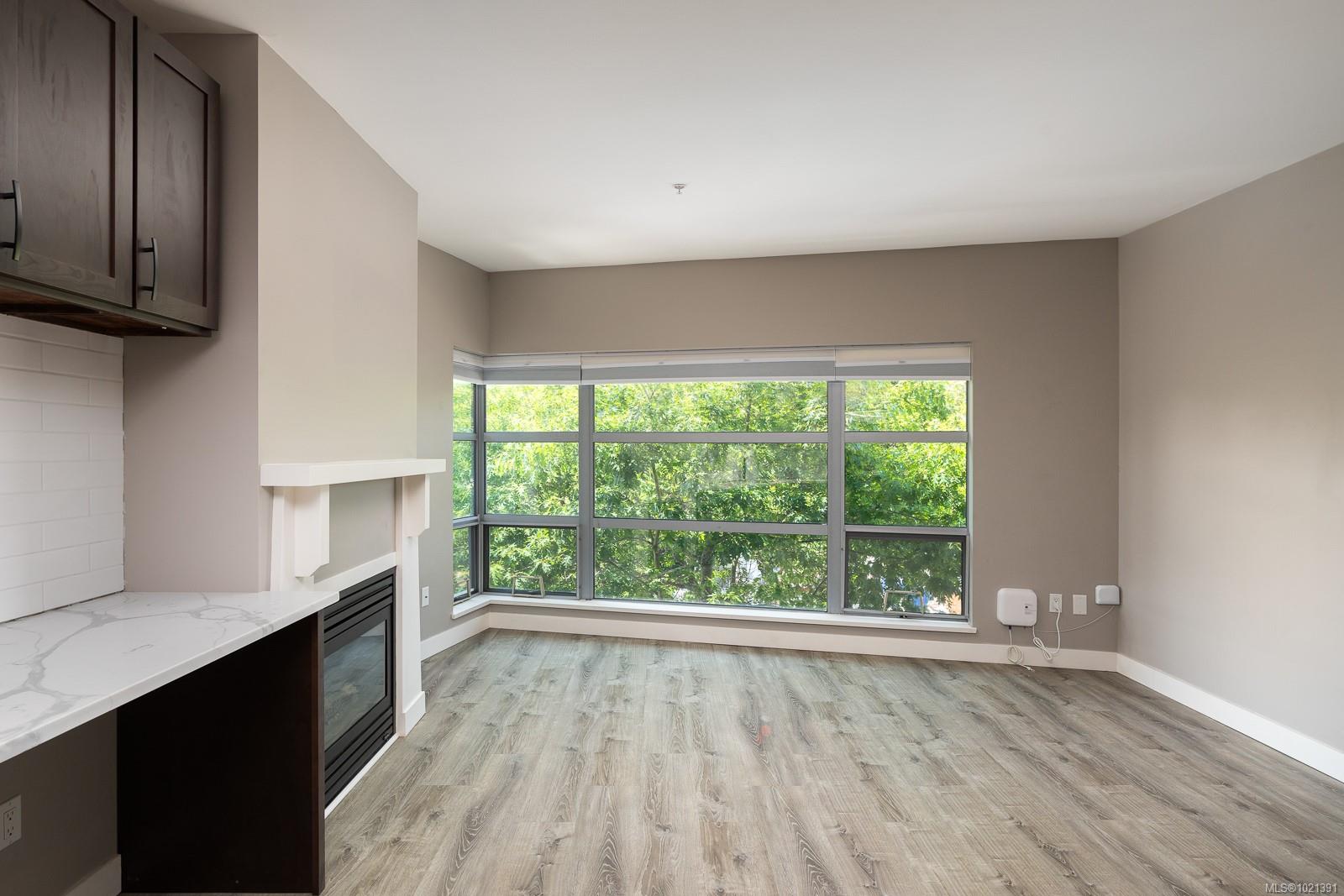 90 Regatta Landing # 417