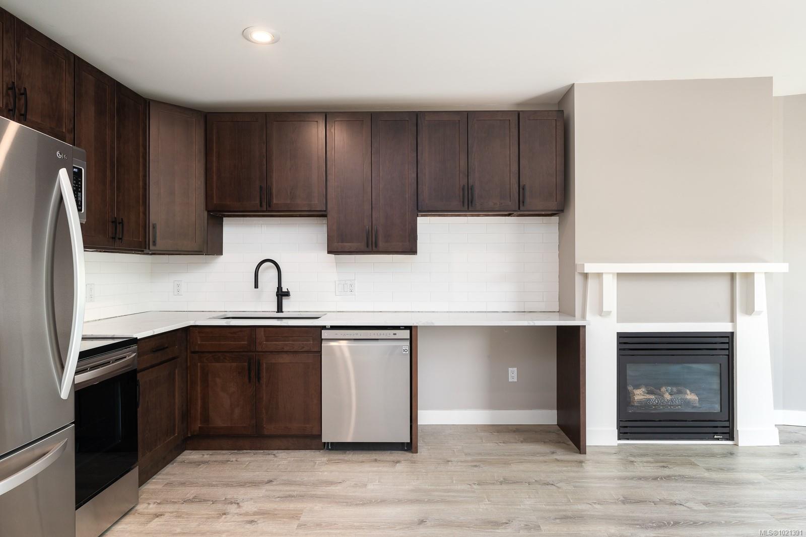 90 Regatta Landing # 417