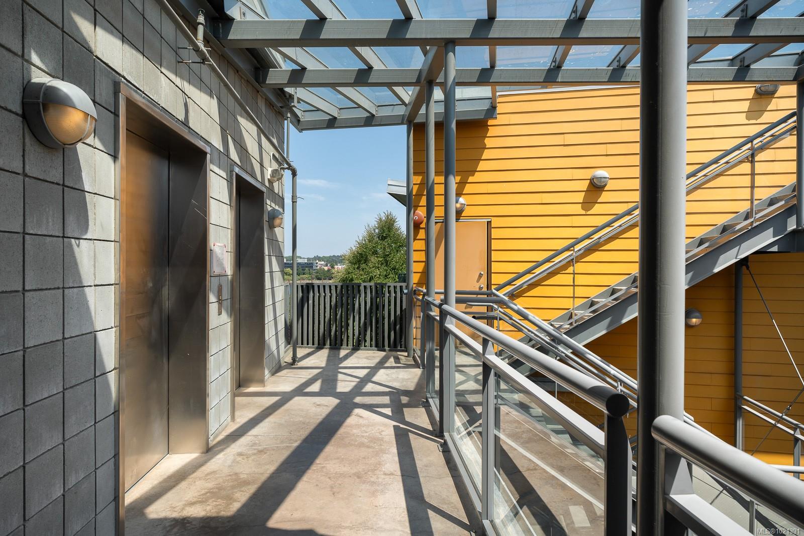 90 Regatta Landing # 417