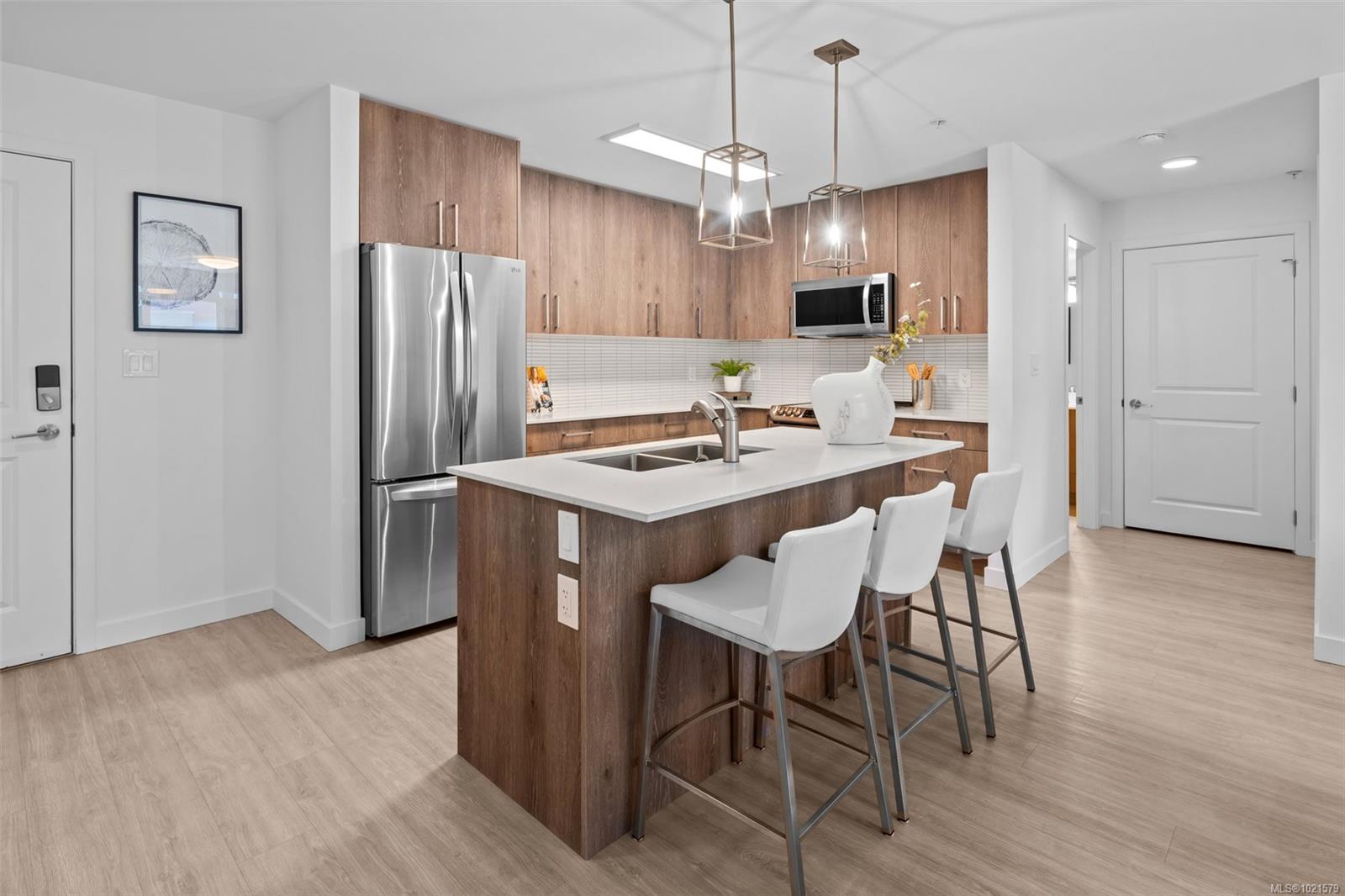 110 Presley Pl # 312