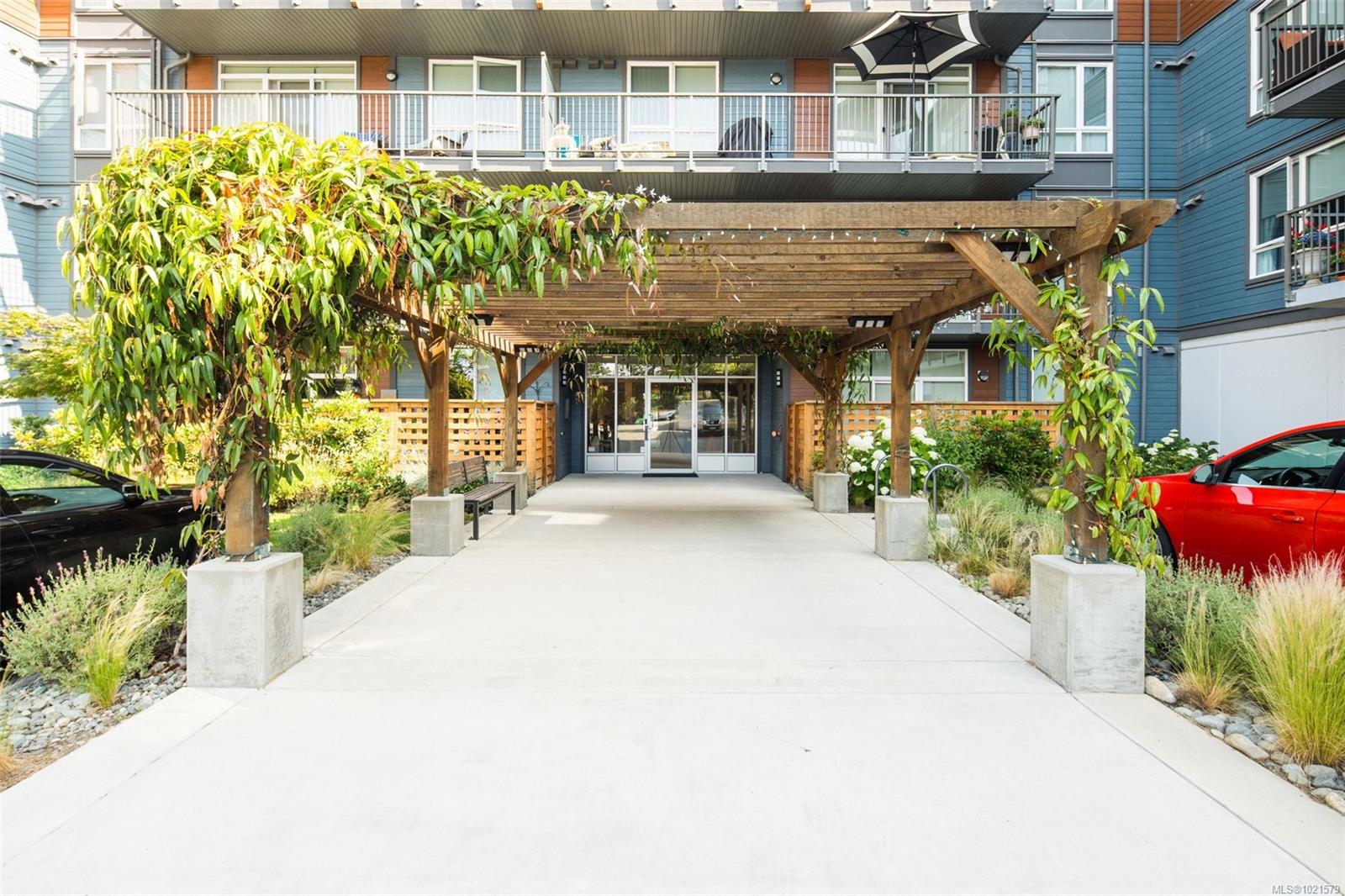 110 Presley Pl # 312