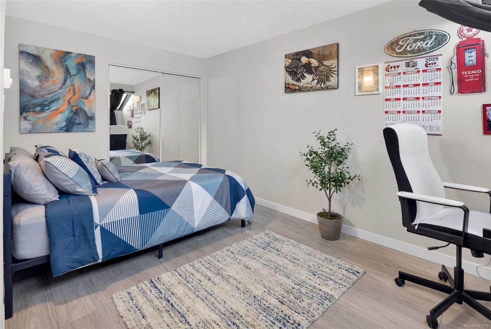 4678 Elk Lake Dr # 550B