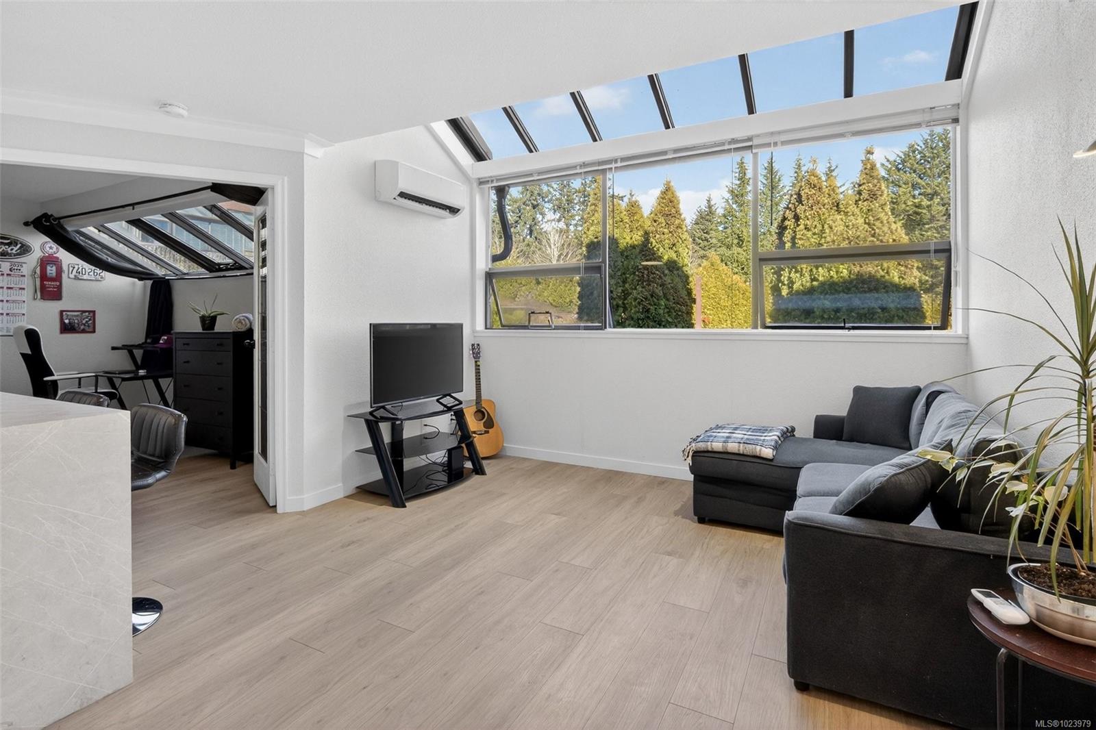 4678 Elk Lake Dr # 550B