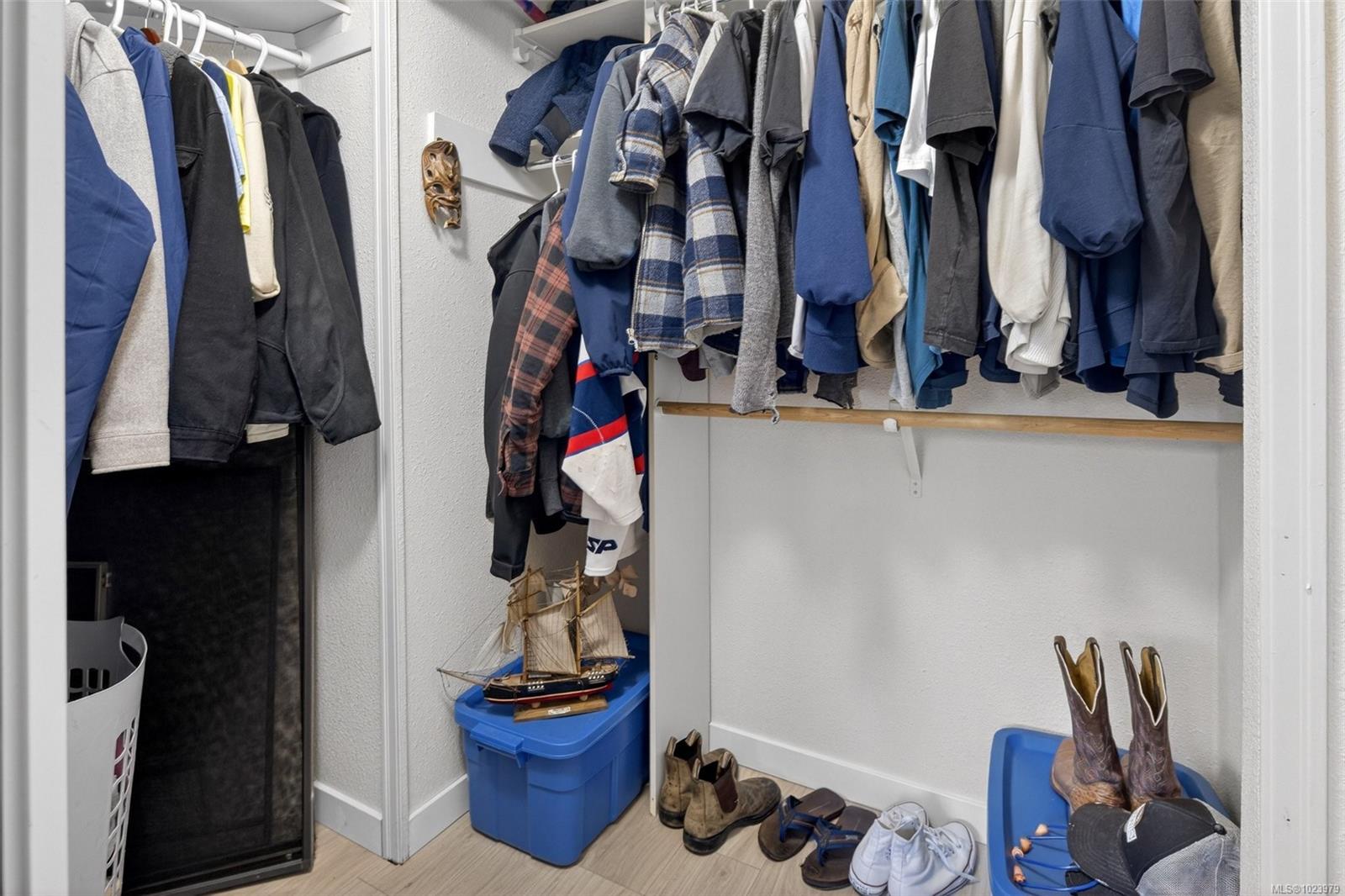 4678 Elk Lake Dr # 550B