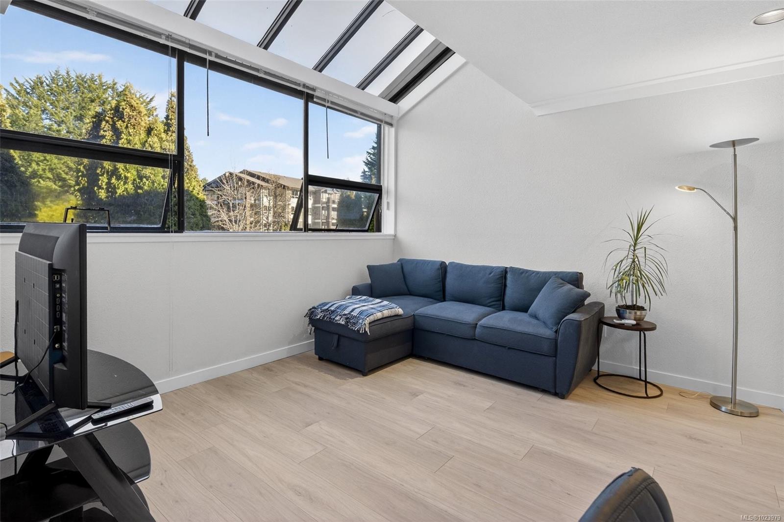 4678 Elk Lake Dr # 550B