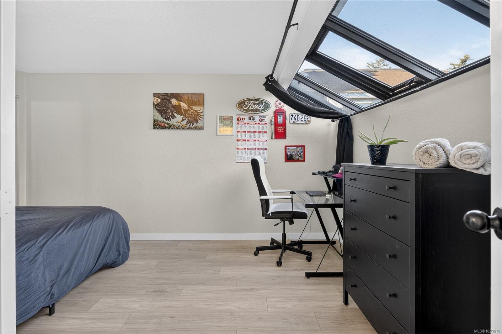 4678 Elk Lake Dr # 550B