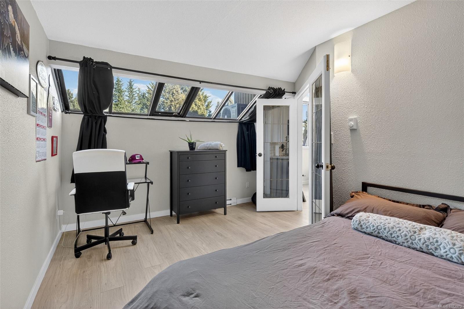 4678 Elk Lake Dr # 550B