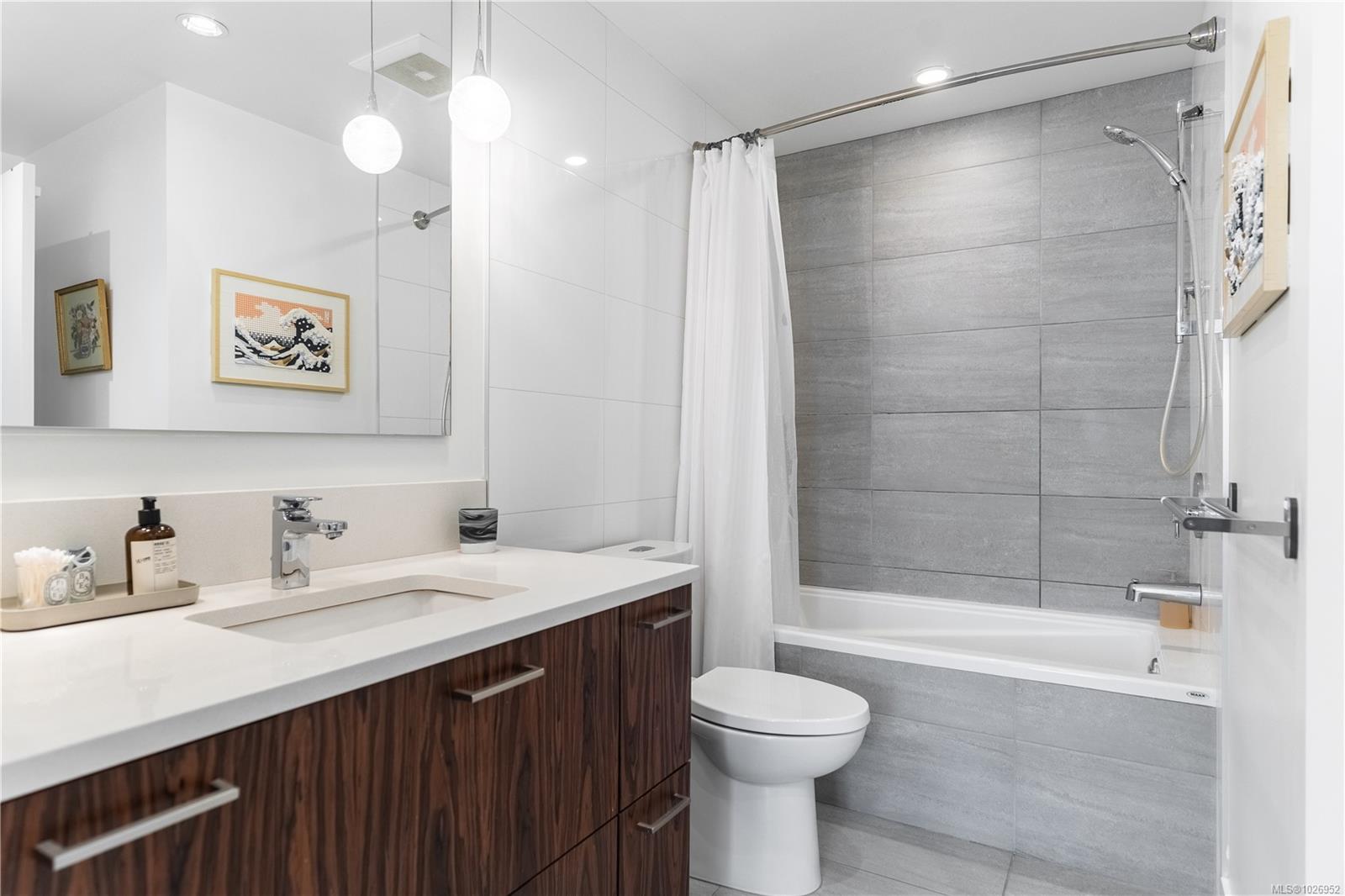 838 Broughton St # 801