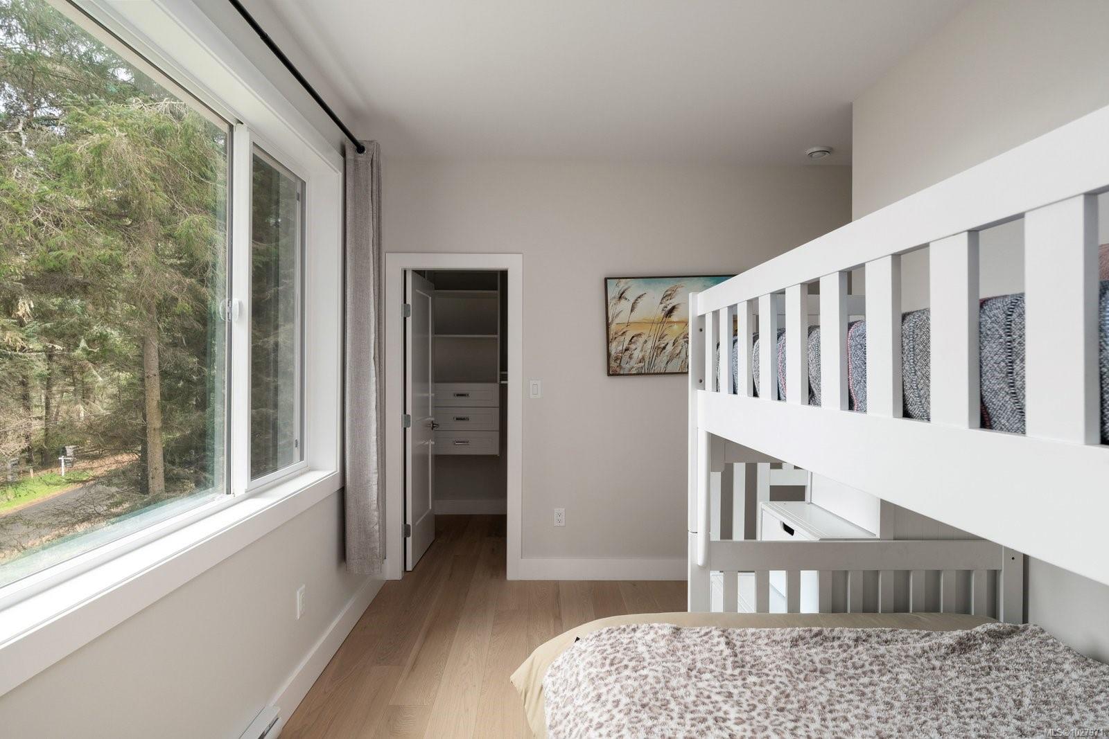 1155 Silver Spray Dr