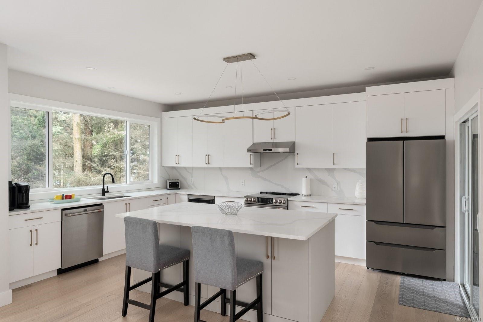 1155 Silver Spray Dr