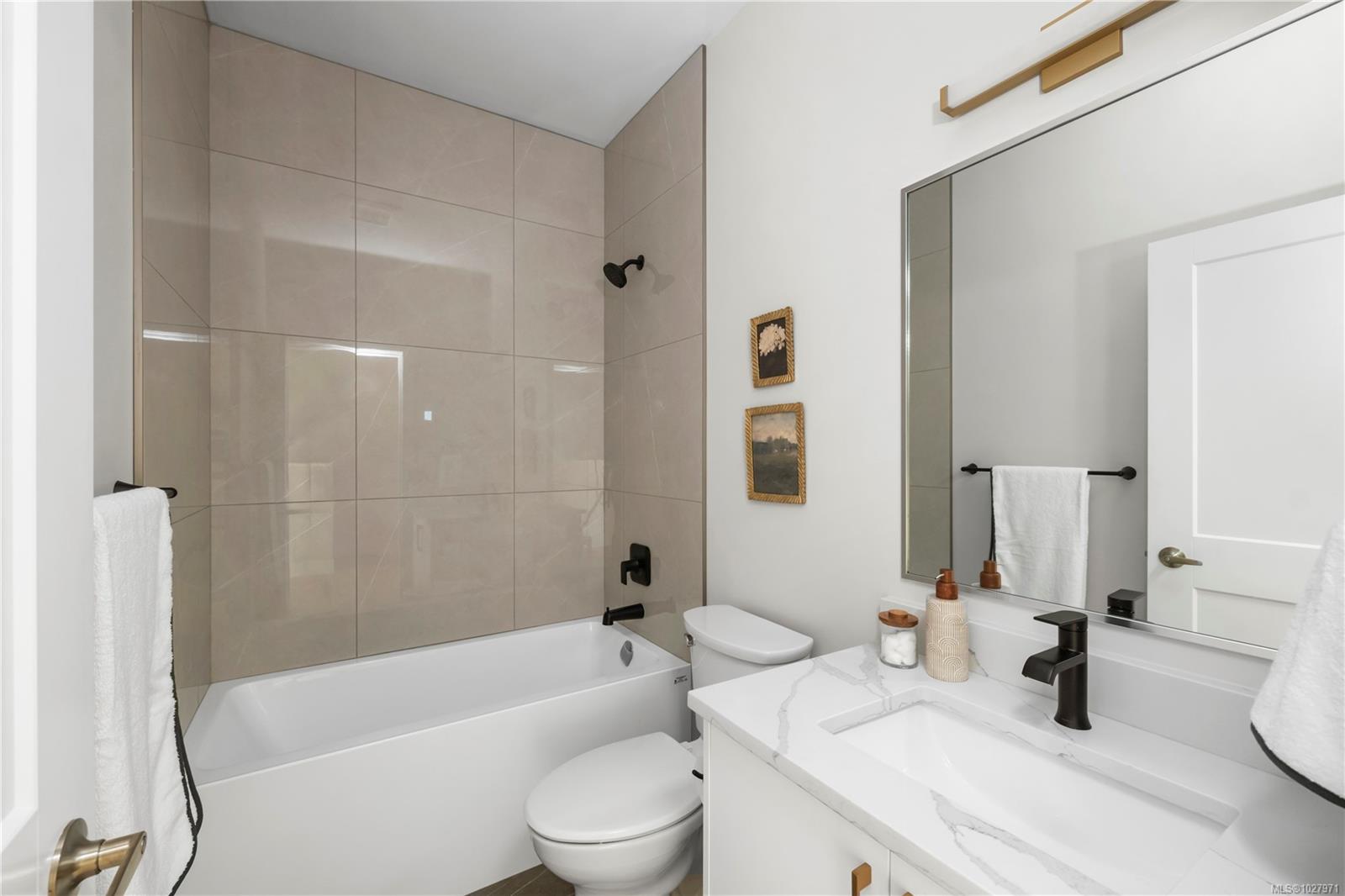 1155 Silver Spray Dr