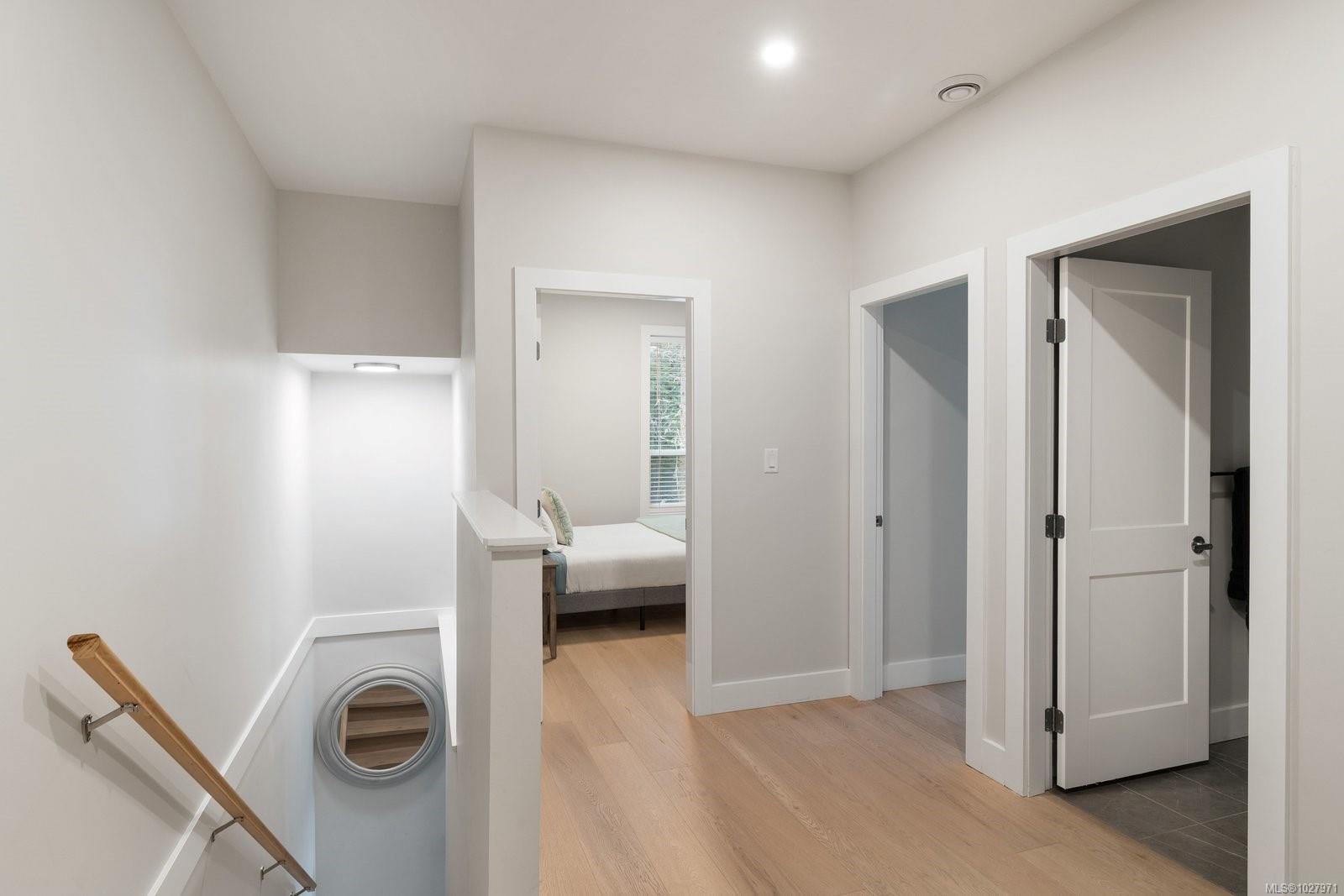 1155 Silver Spray Dr