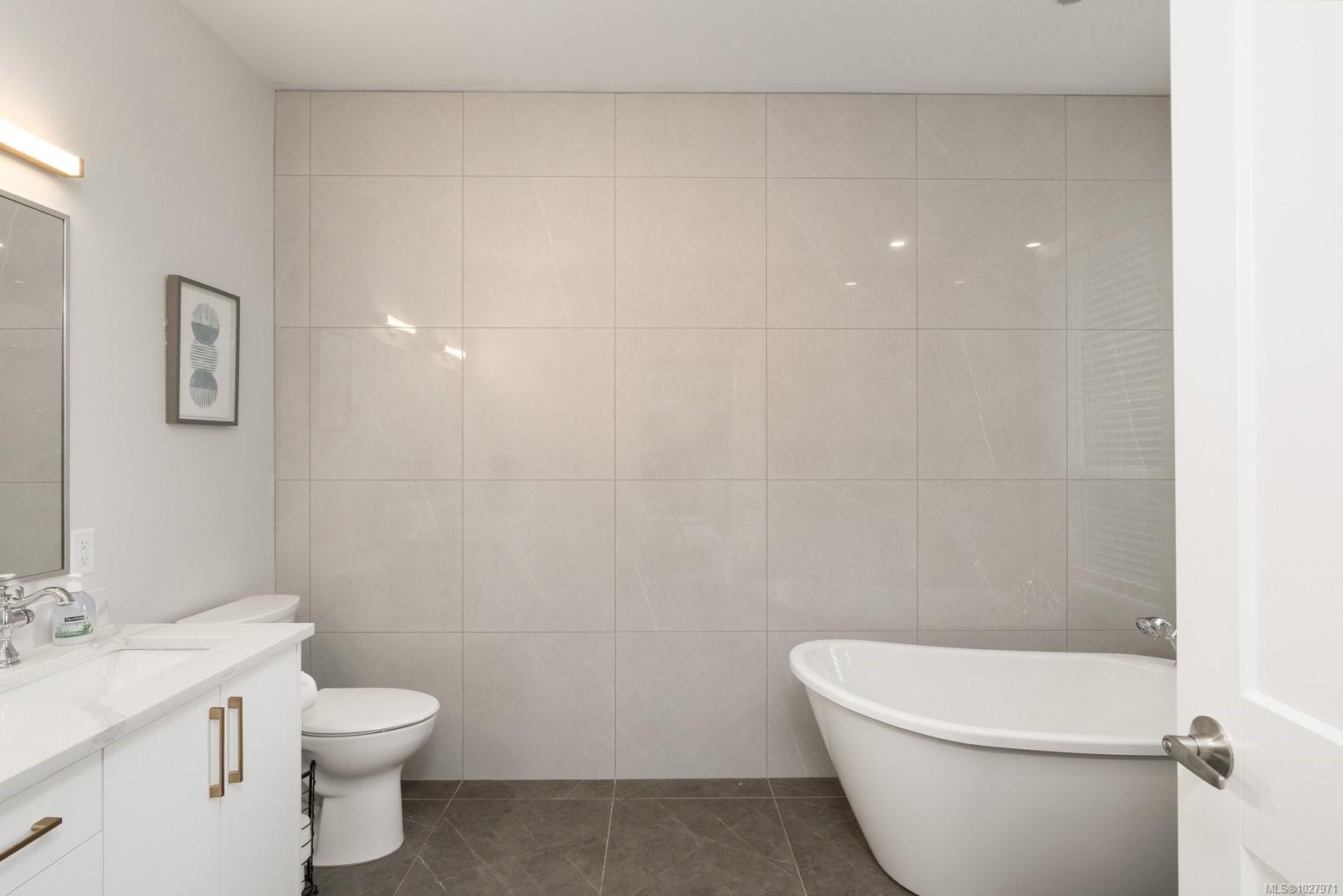 1155 Silver Spray Dr