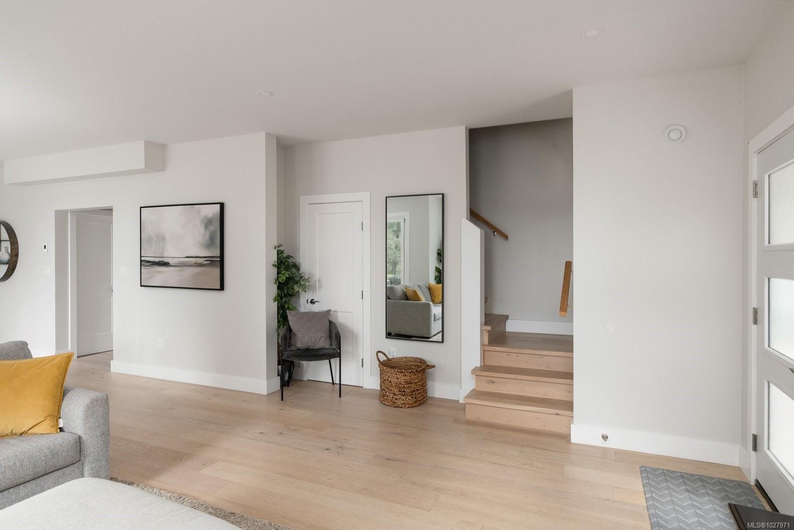 1155 Silver Spray Dr