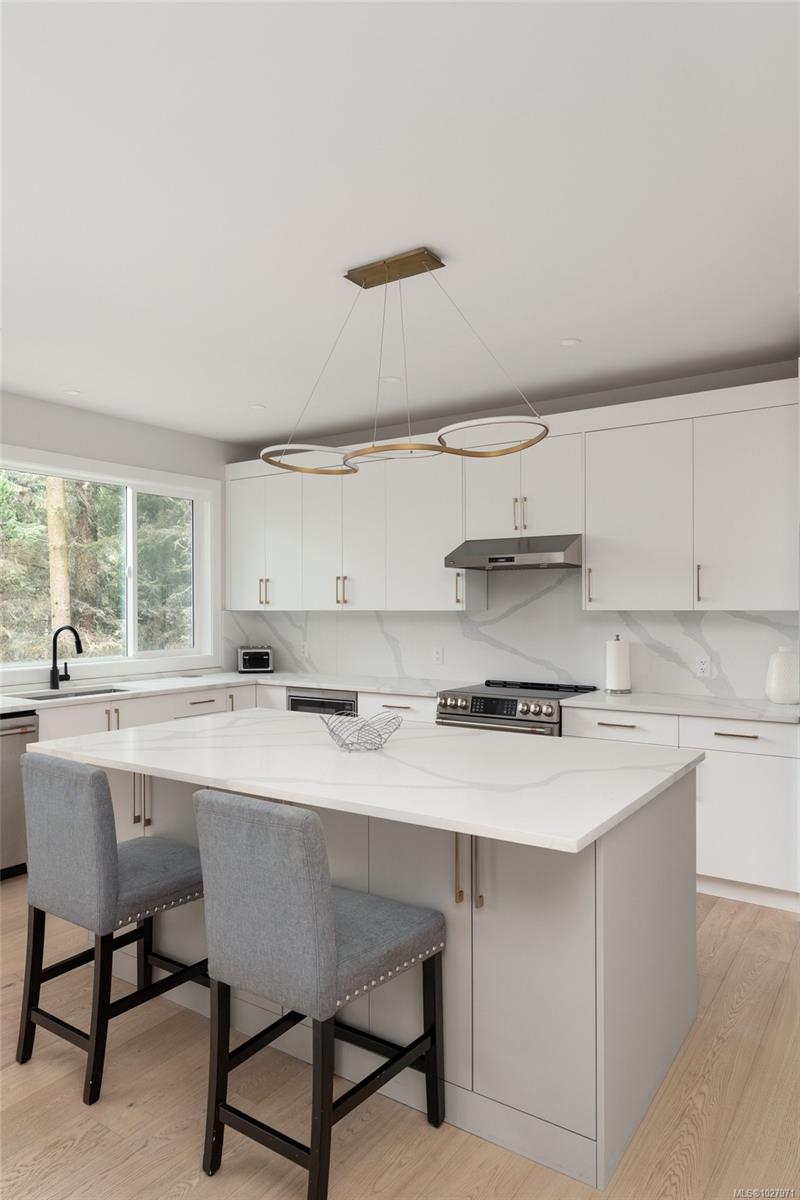 1155 Silver Spray Dr