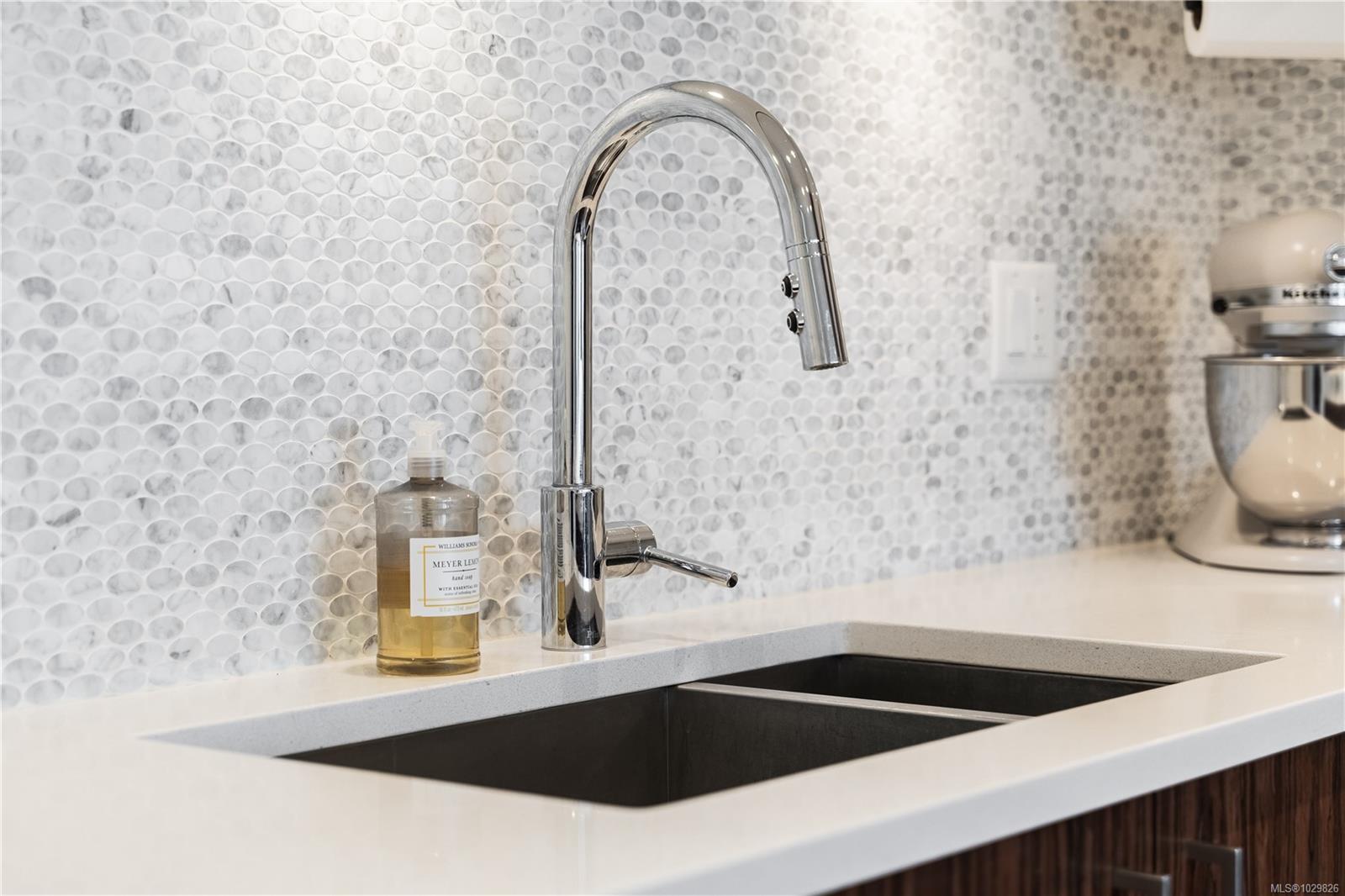 838 Broughton St # 801