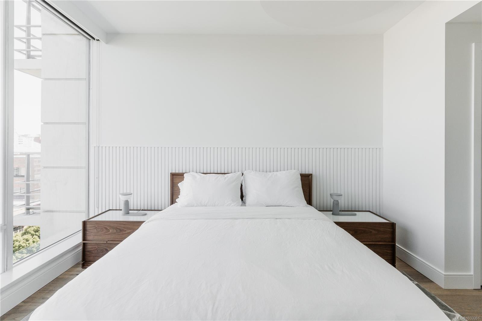 707 Courtney St # 1105