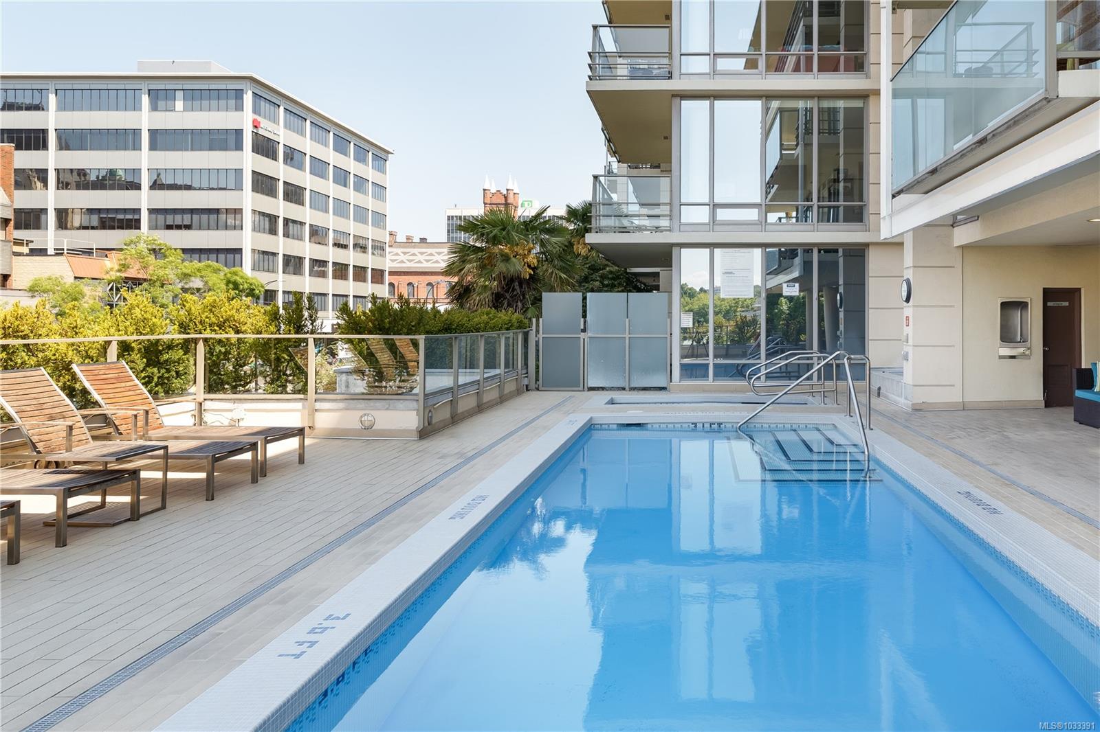 707 Courtney St # 1105