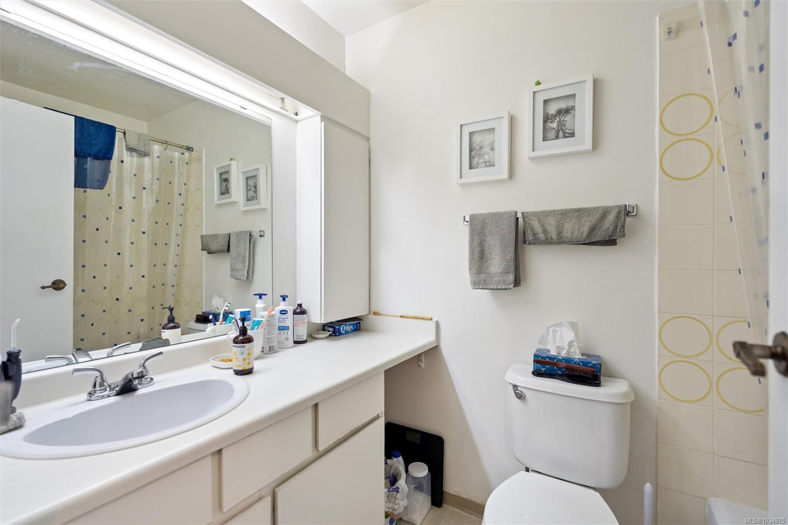 103 Gorge Rd E #703