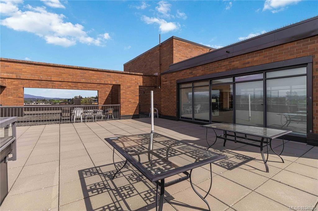 103 Gorge Rd E #703