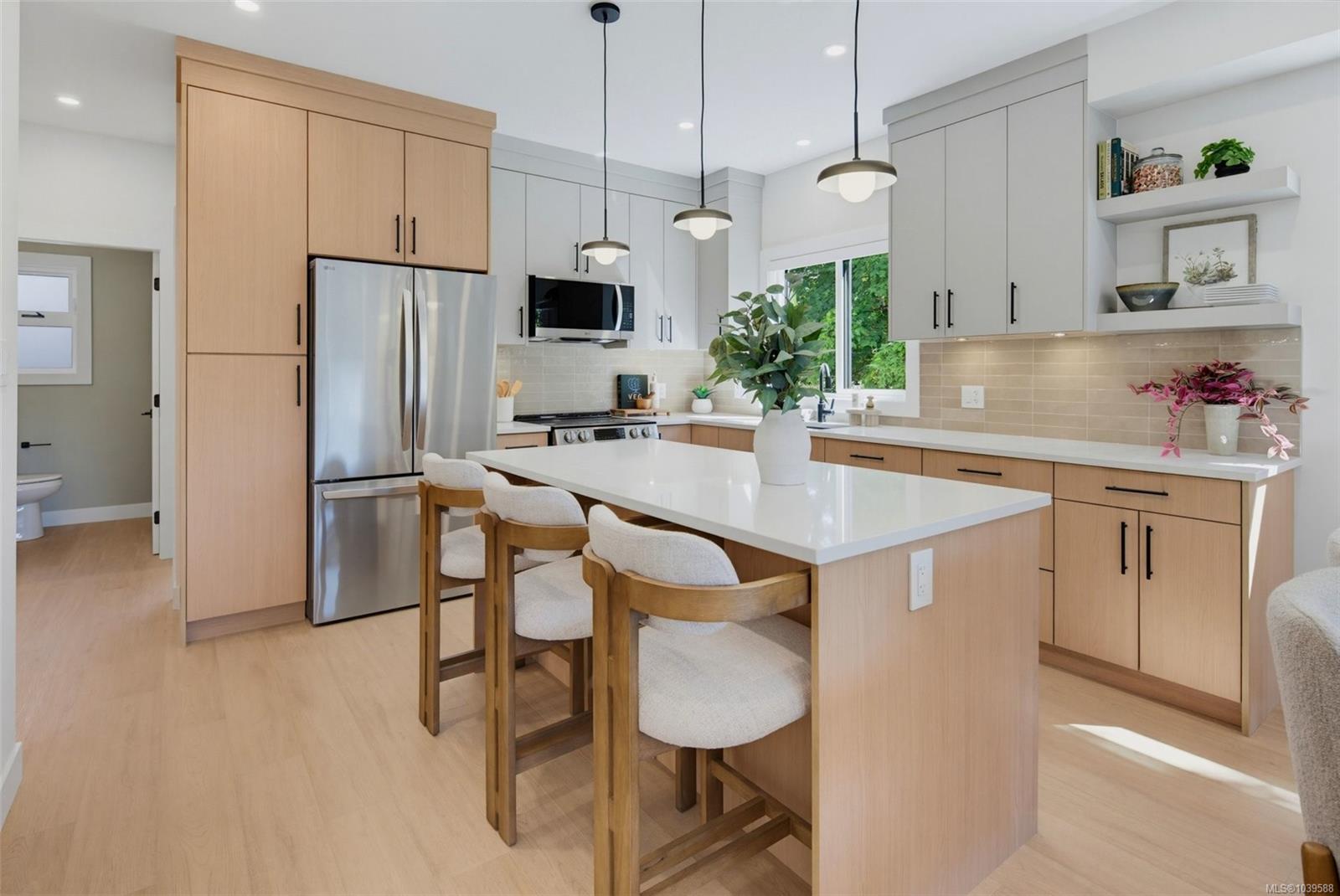 962 Siskin Ridge