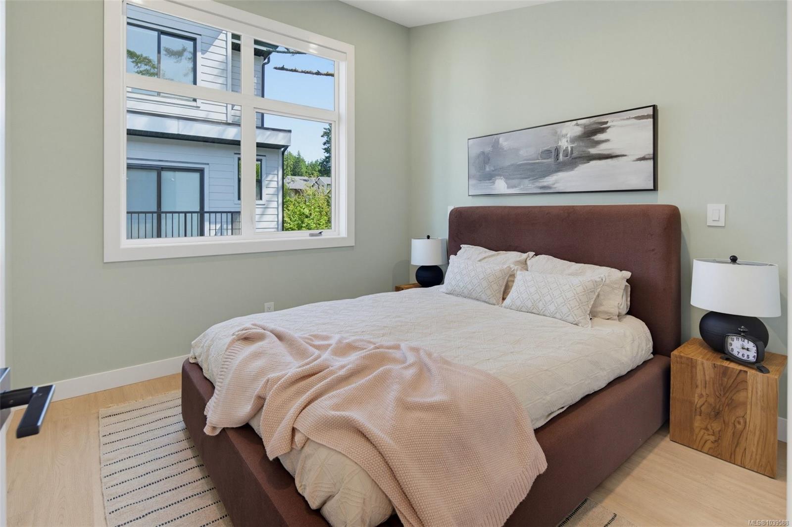 962 Siskin Ridge