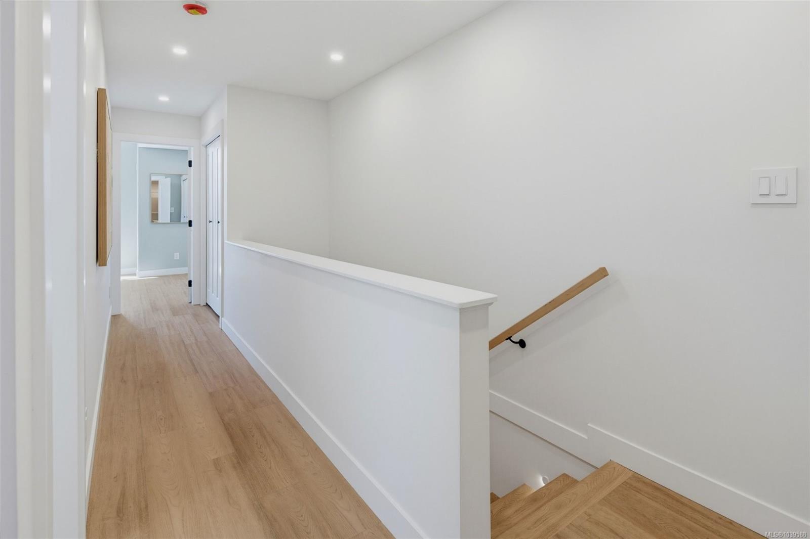 962 Siskin Ridge