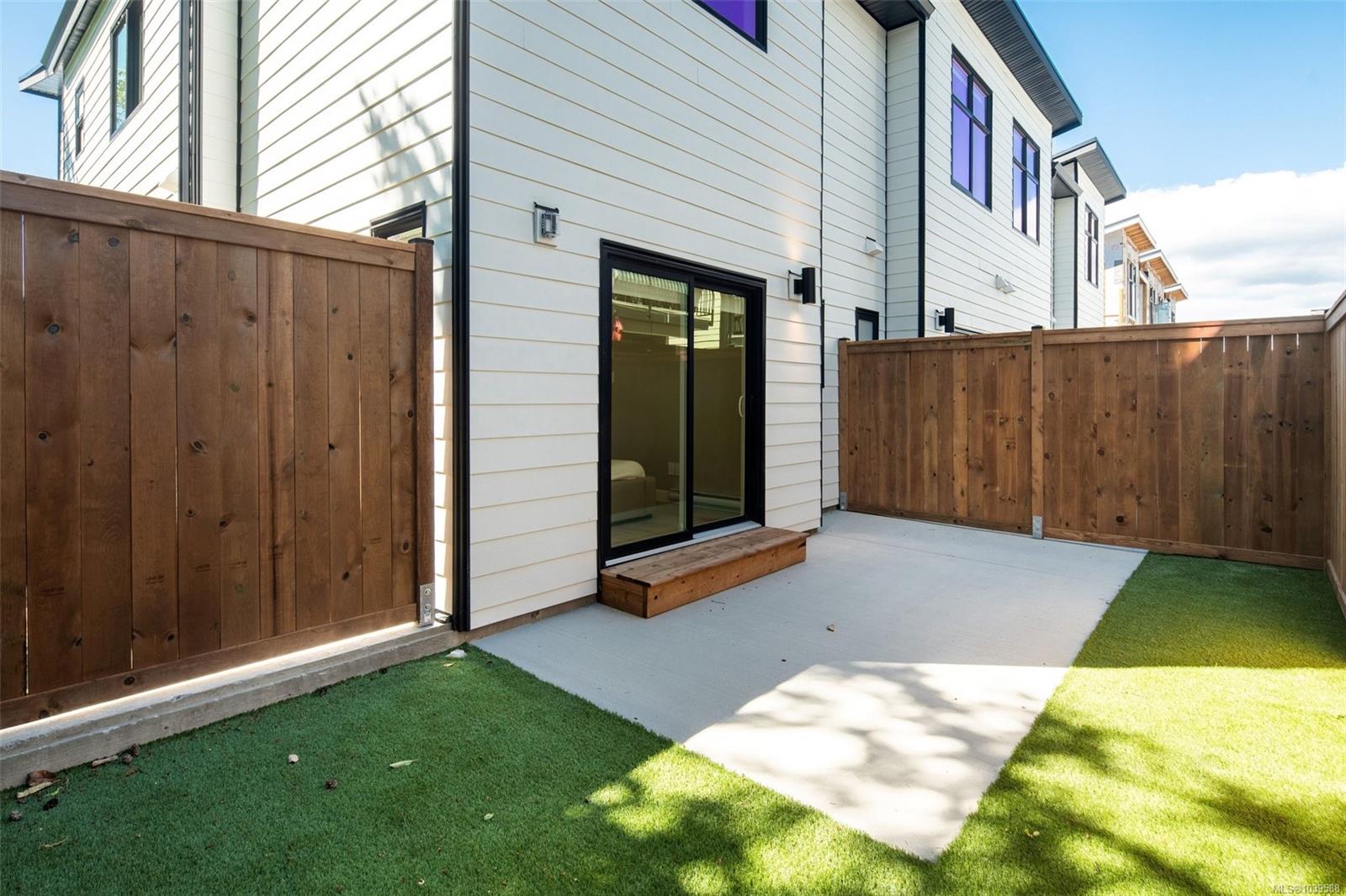 962 Siskin Ridge