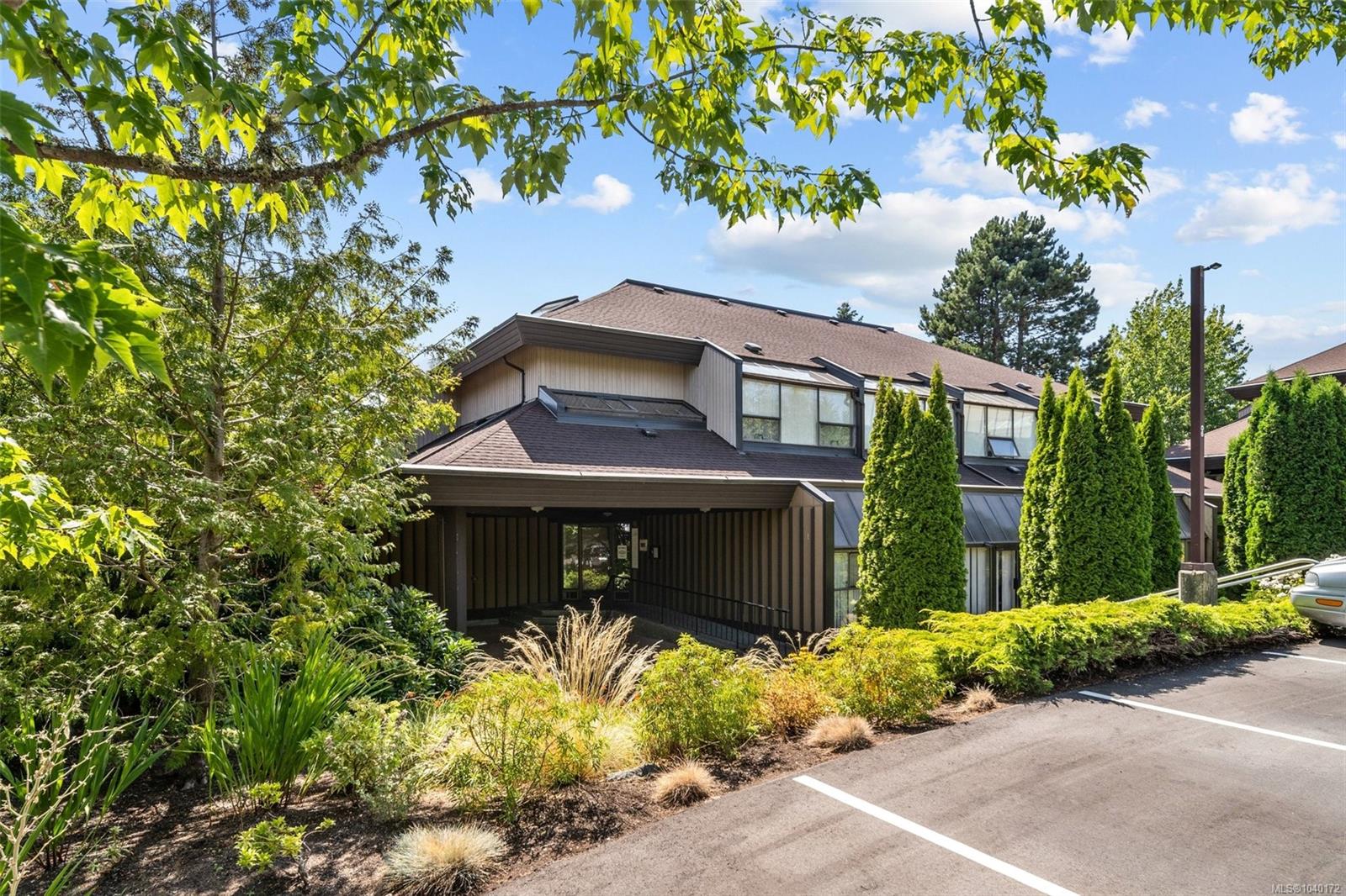 4678 Elk Lake Dr #550B