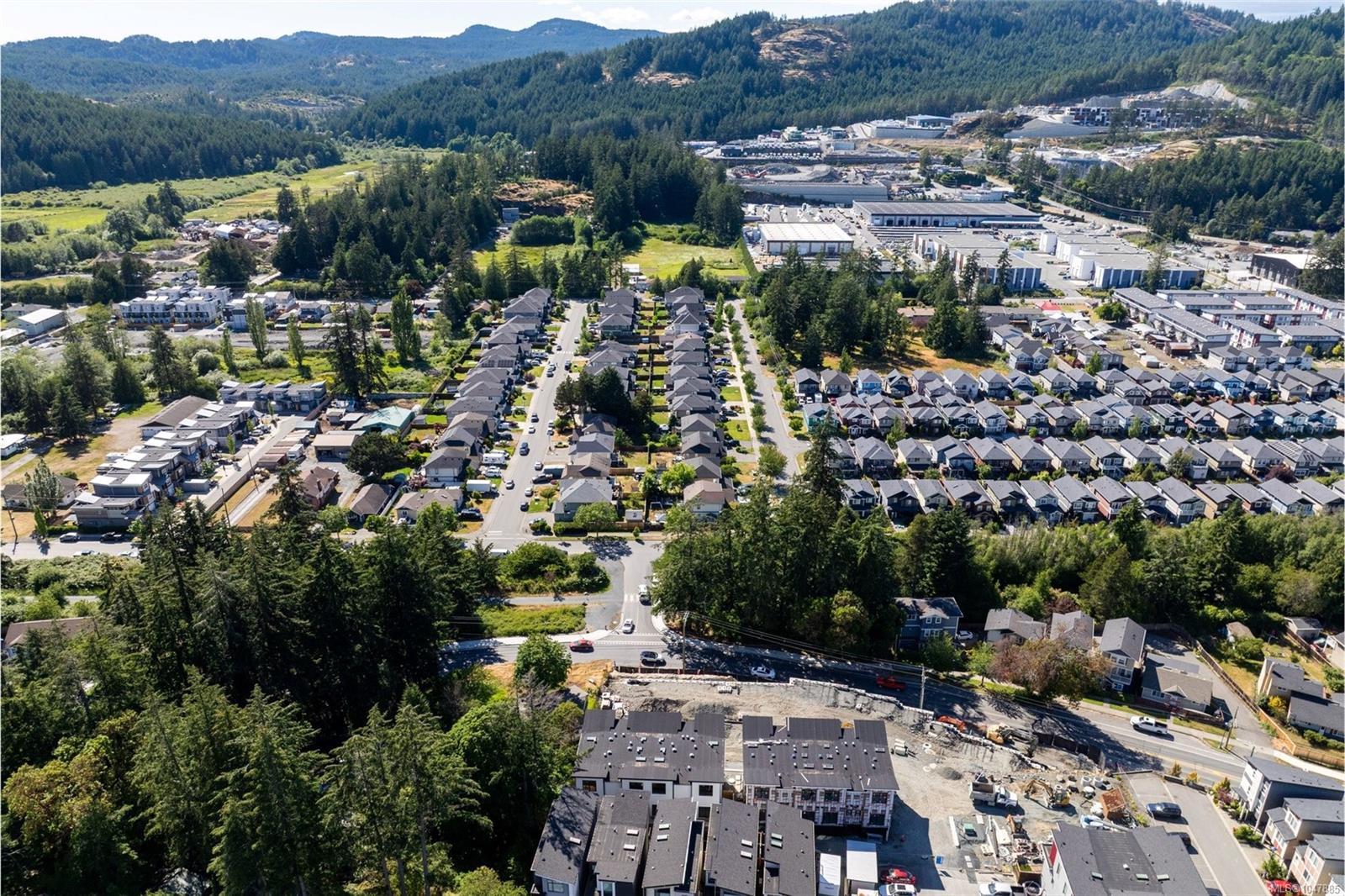 962 Siskin Ridge